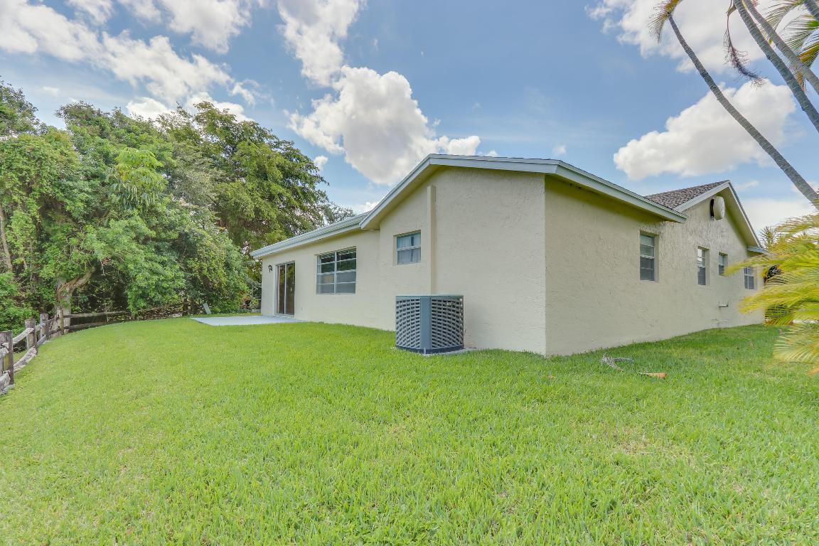 LUCERNE LAKES HOMES VILLAGE I 1ST ADD AS - Residential