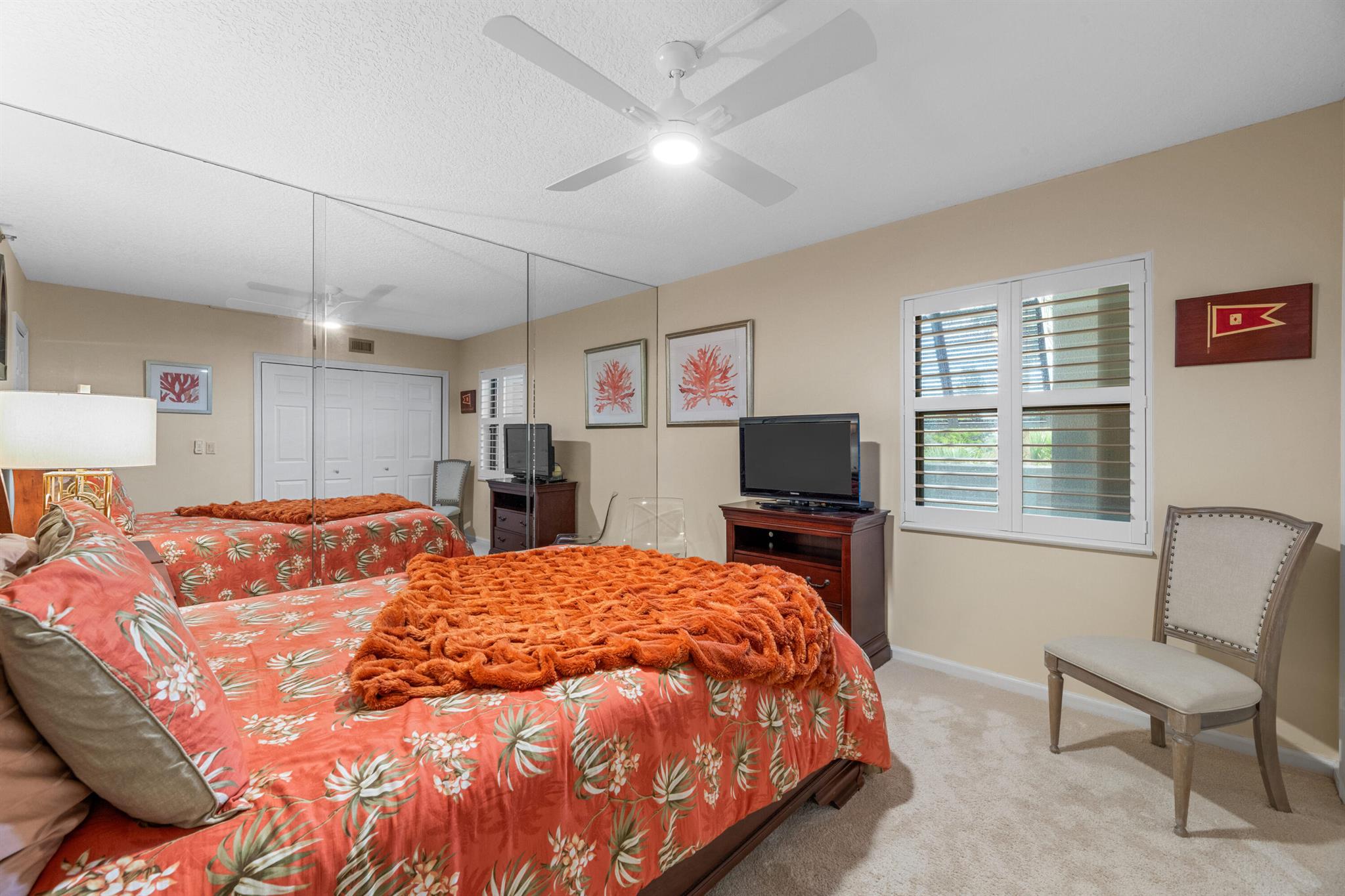 GOVERNORS POINTE CONDO - Residential