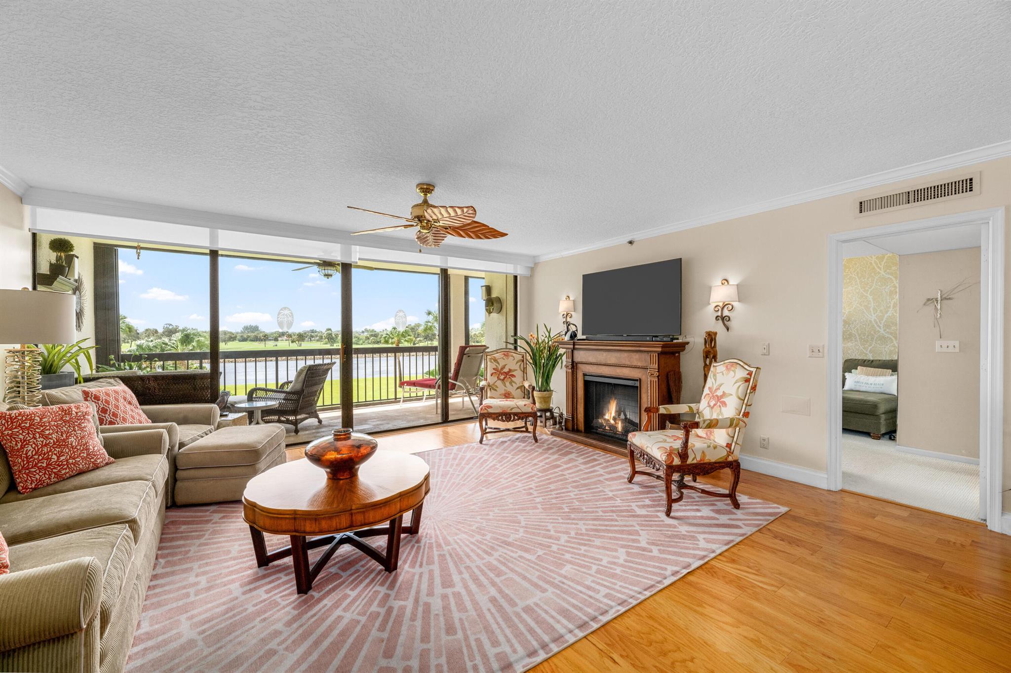 GOVERNORS POINTE CONDO - Residential