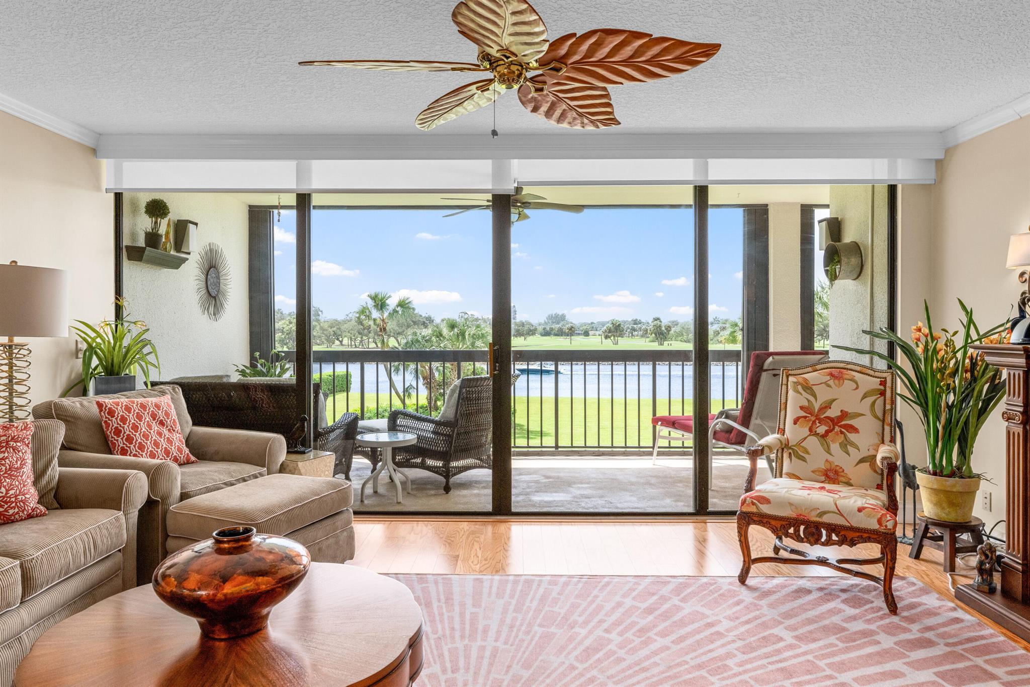 GOVERNORS POINTE CONDO - Residential