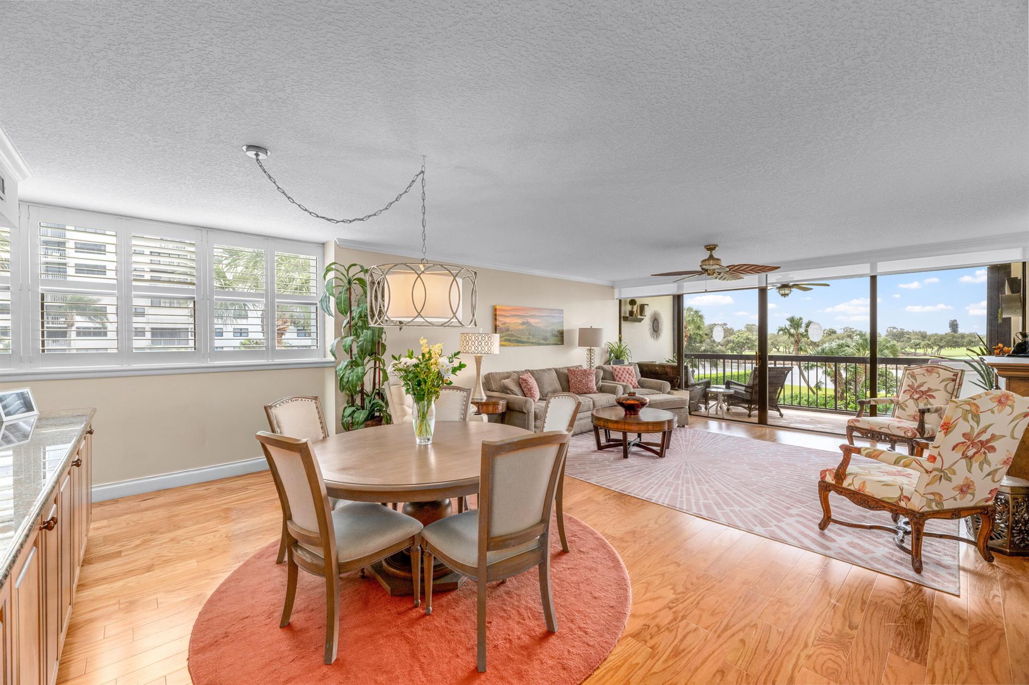 GOVERNORS POINTE CONDO - Residential