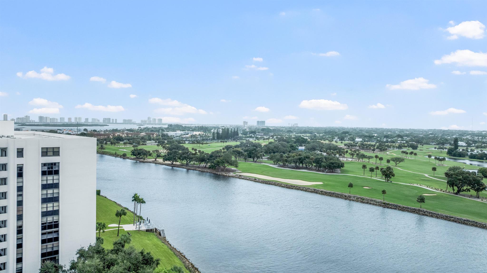 GOVERNORS POINTE CONDO - Residential