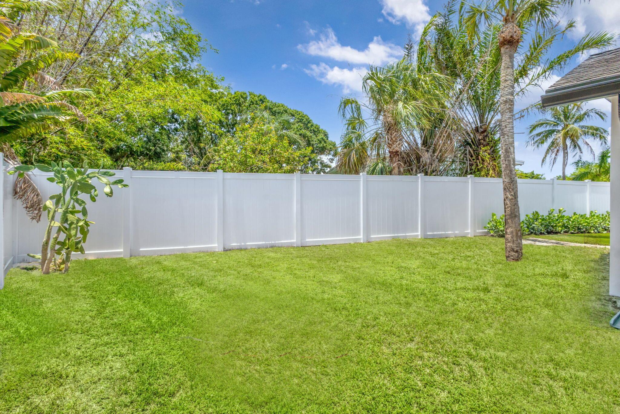 EASTVIEW MANOR - Residential Lease