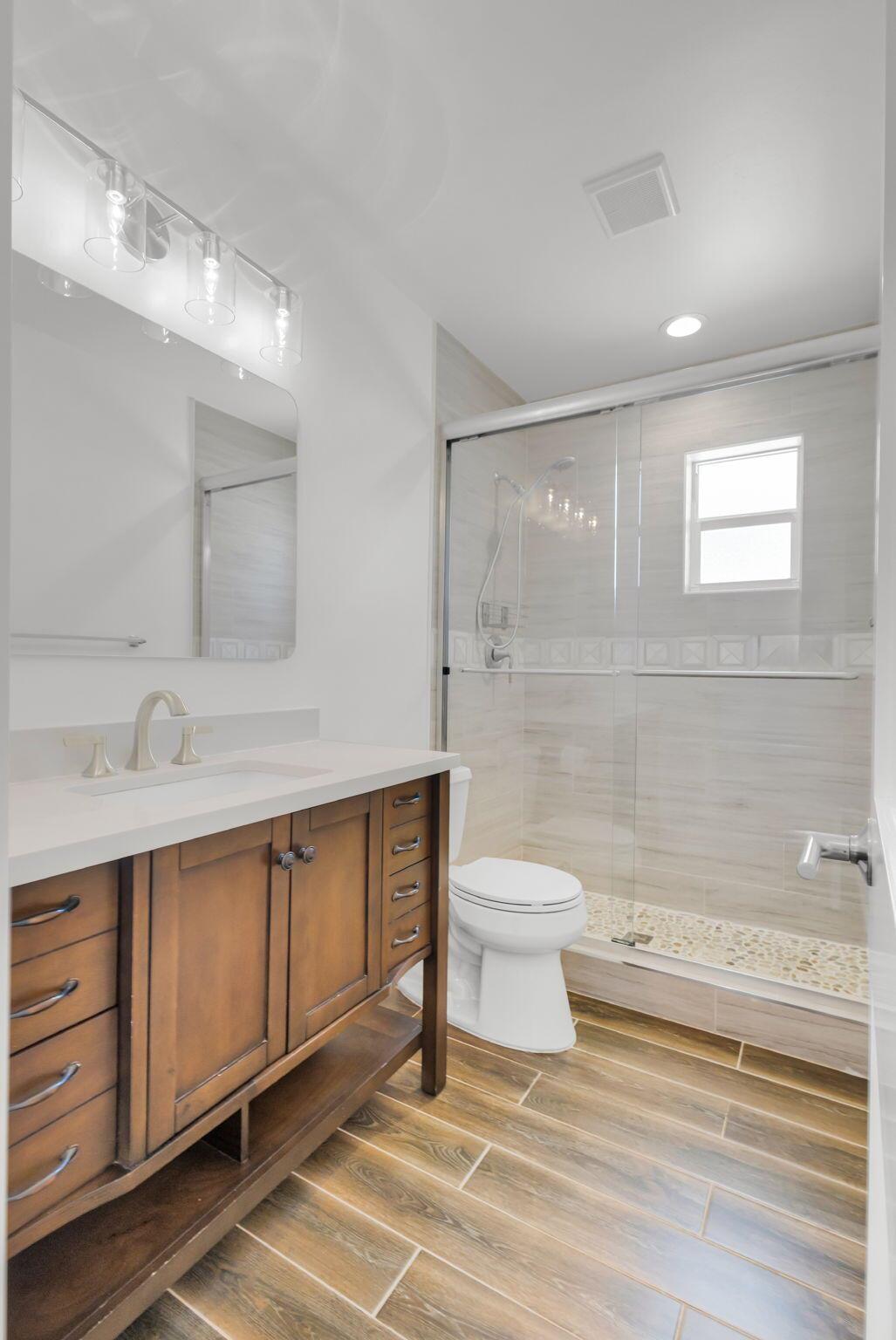 EASTVIEW MANOR - Residential Lease