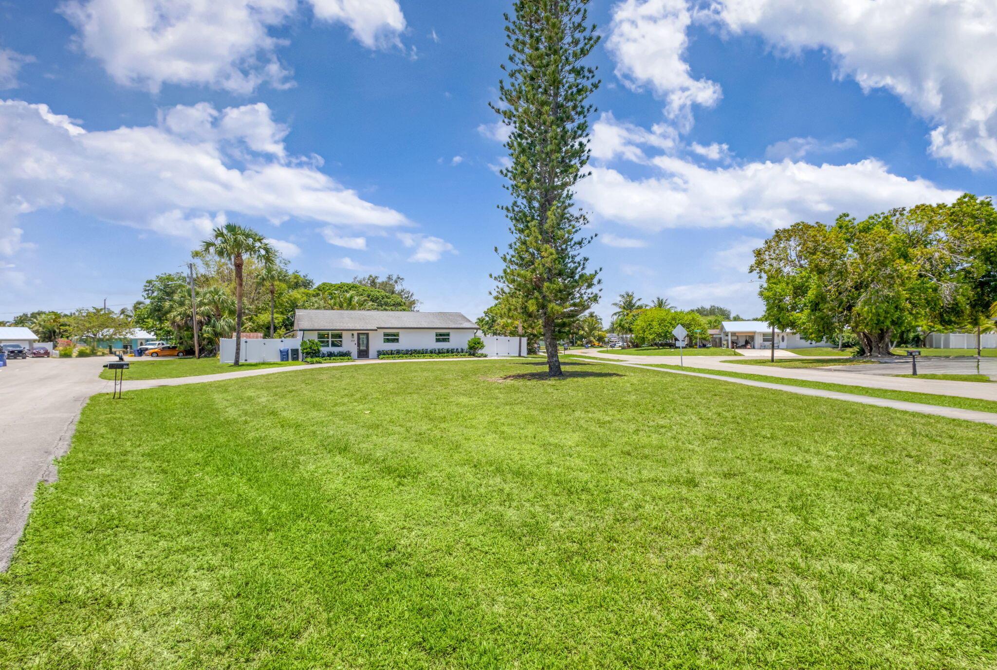 EASTVIEW MANOR - Residential Lease