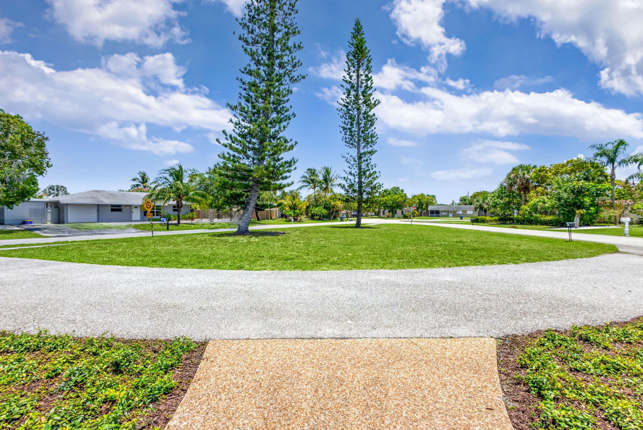 EASTVIEW MANOR - Residential Lease