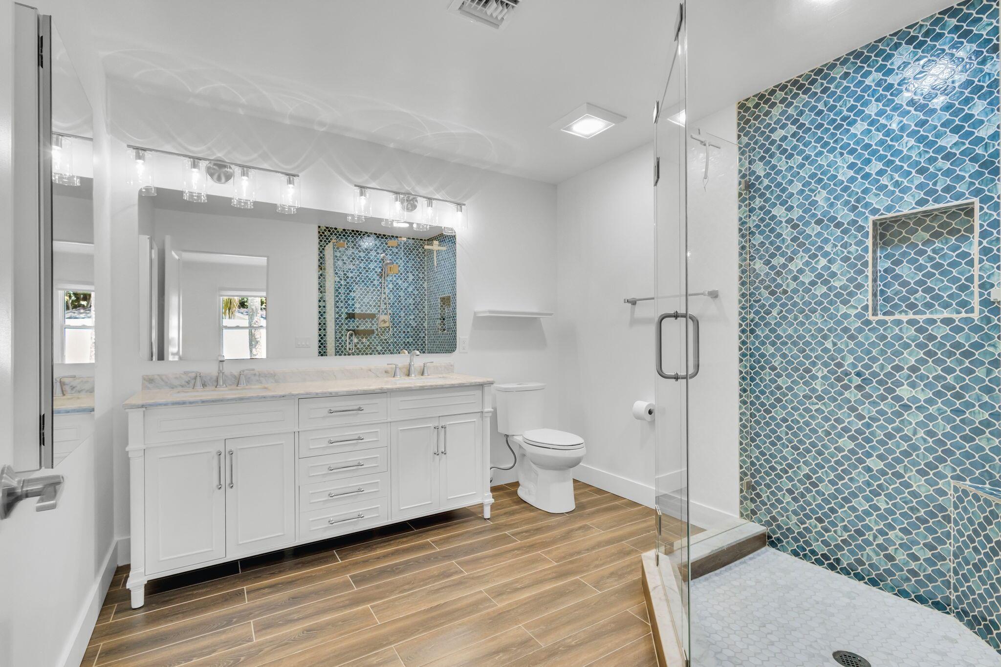 EASTVIEW MANOR - Residential Lease