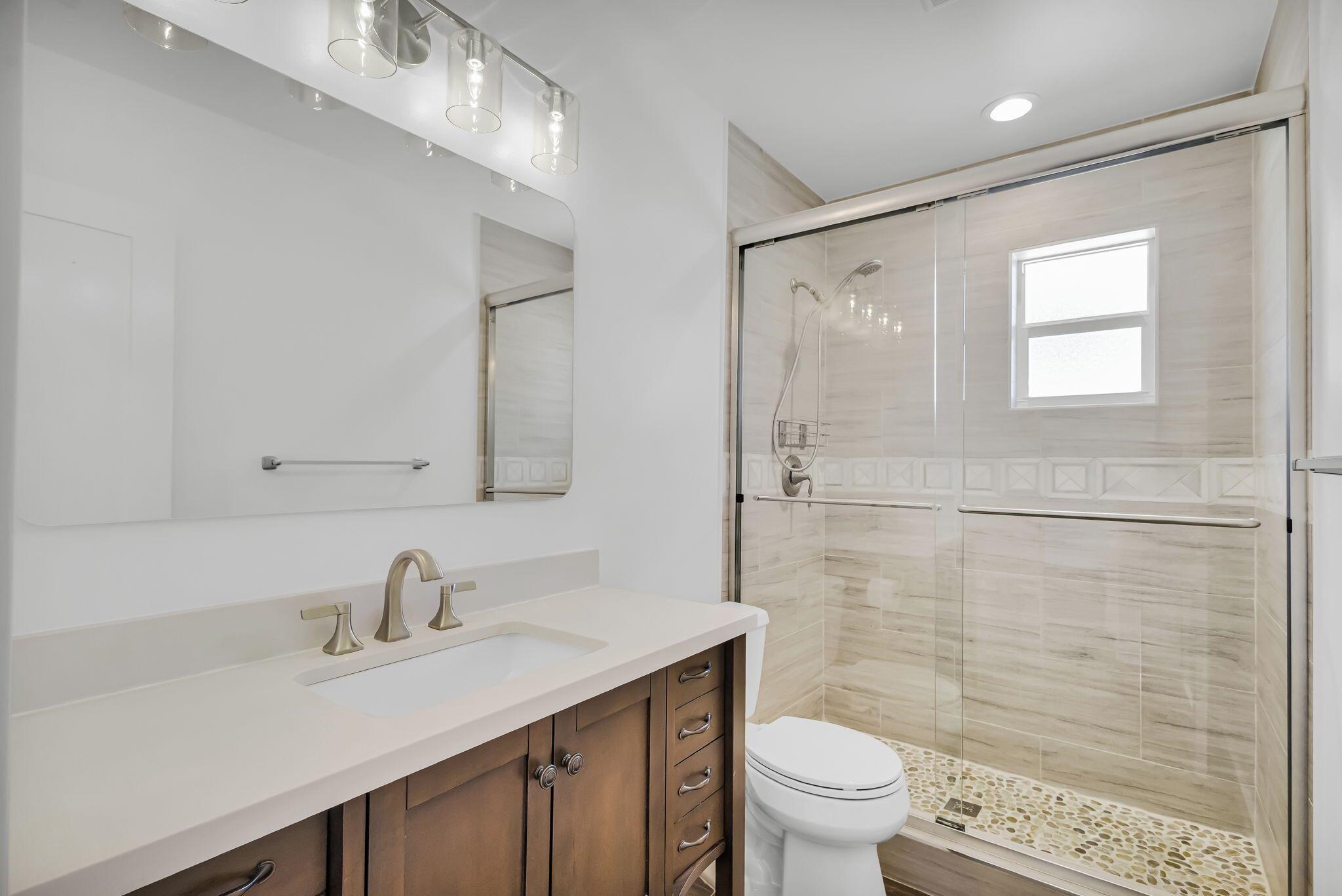 EASTVIEW MANOR - Residential Lease