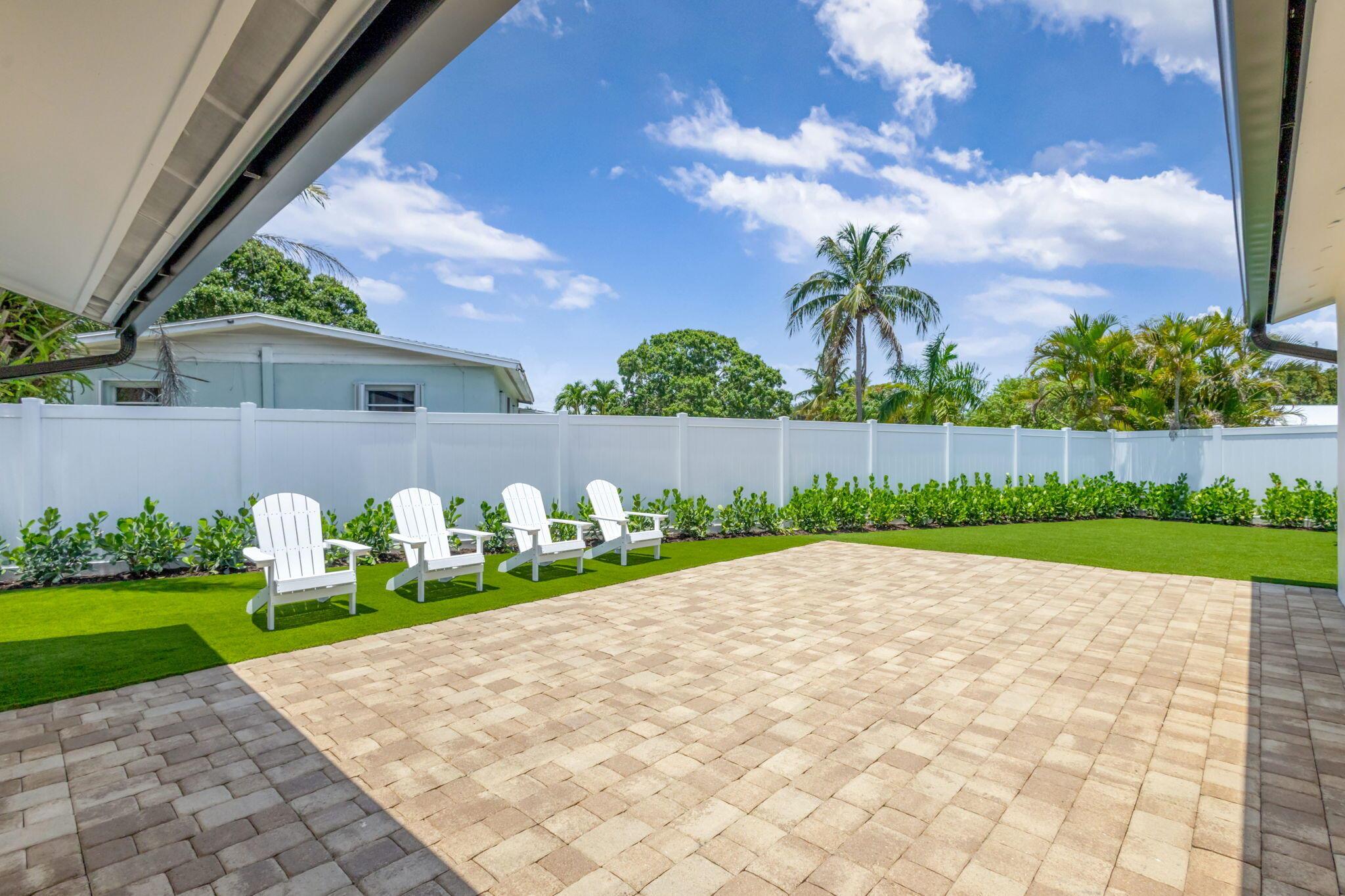 EASTVIEW MANOR - Residential Lease