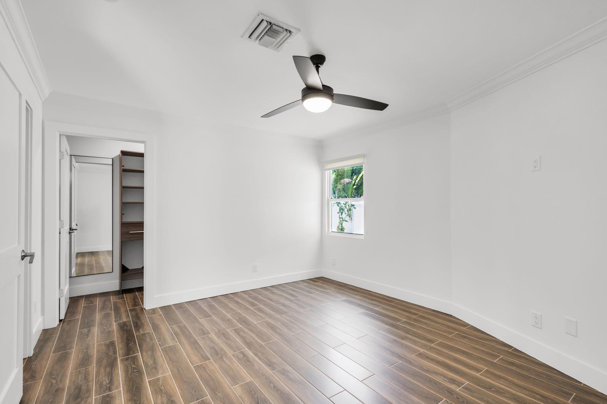 EASTVIEW MANOR - Residential Lease