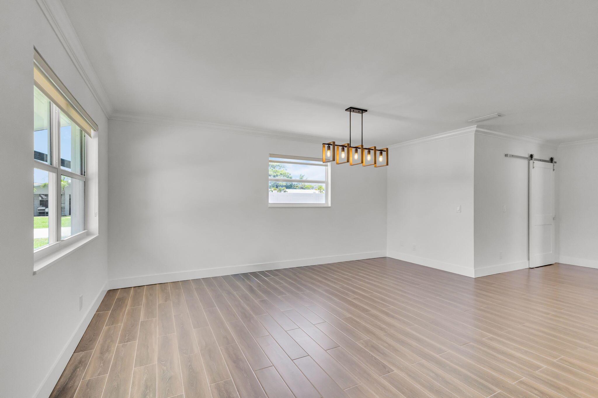 EASTVIEW MANOR - Residential Lease