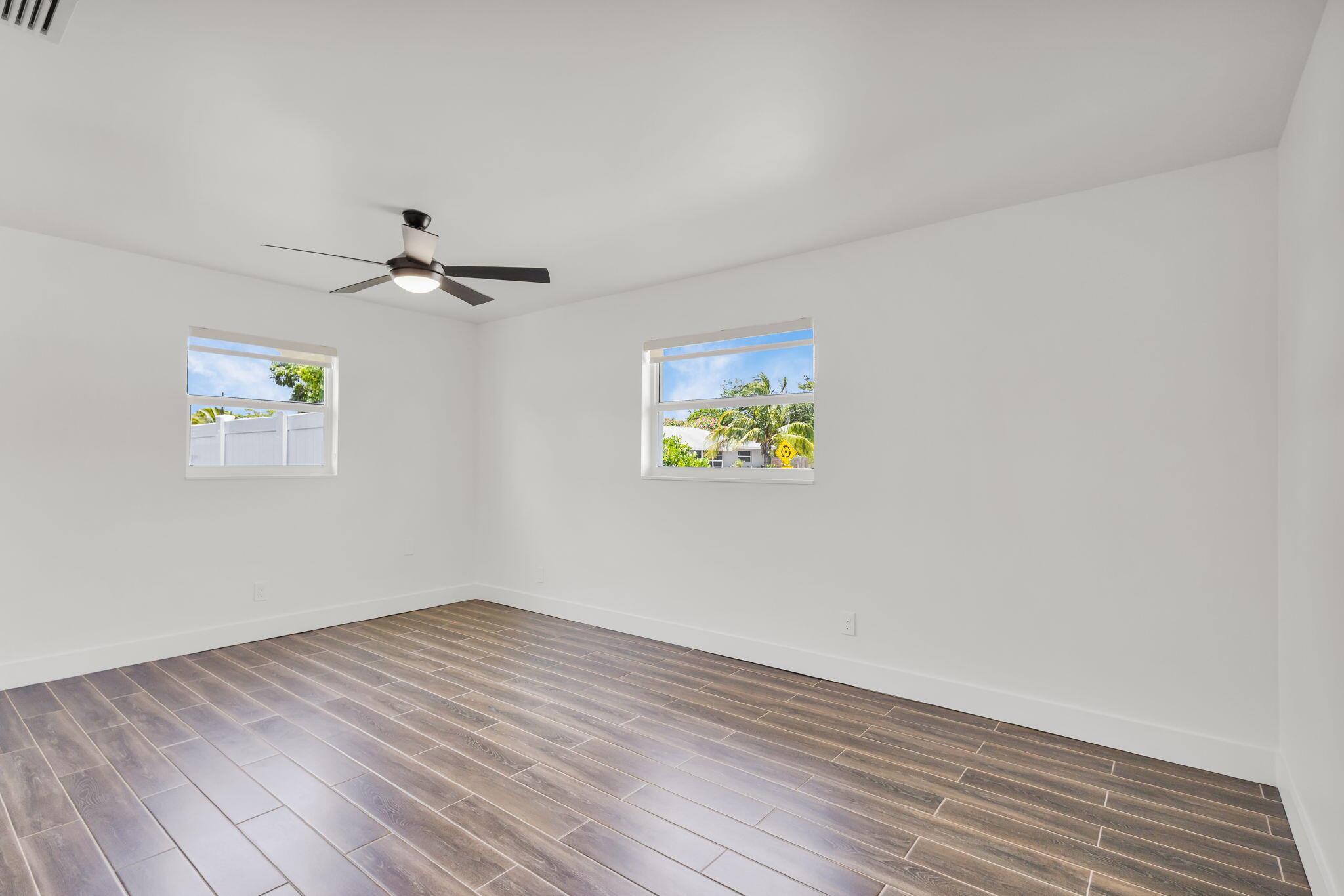 EASTVIEW MANOR - Residential Lease