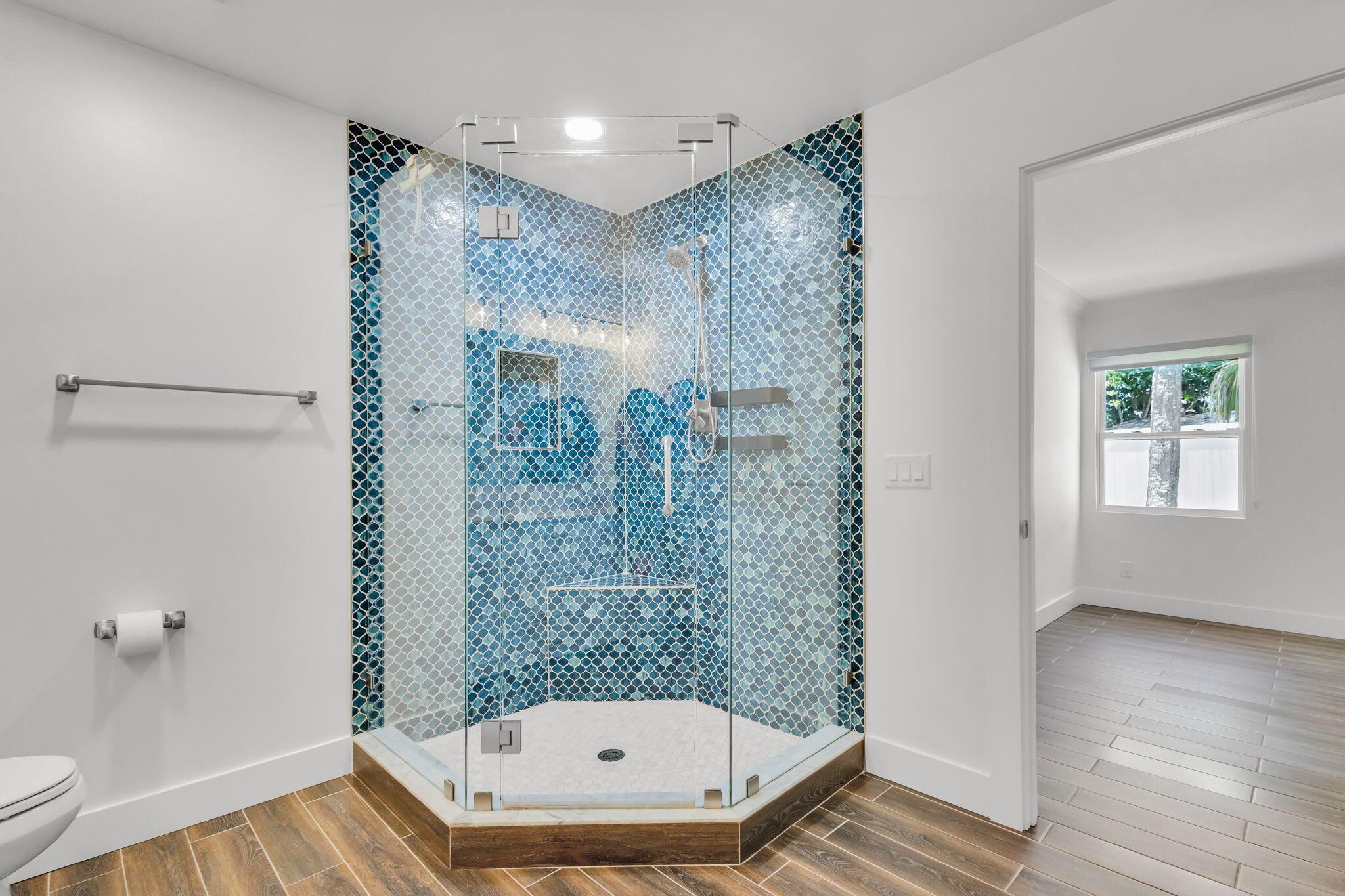 EASTVIEW MANOR - Residential Lease