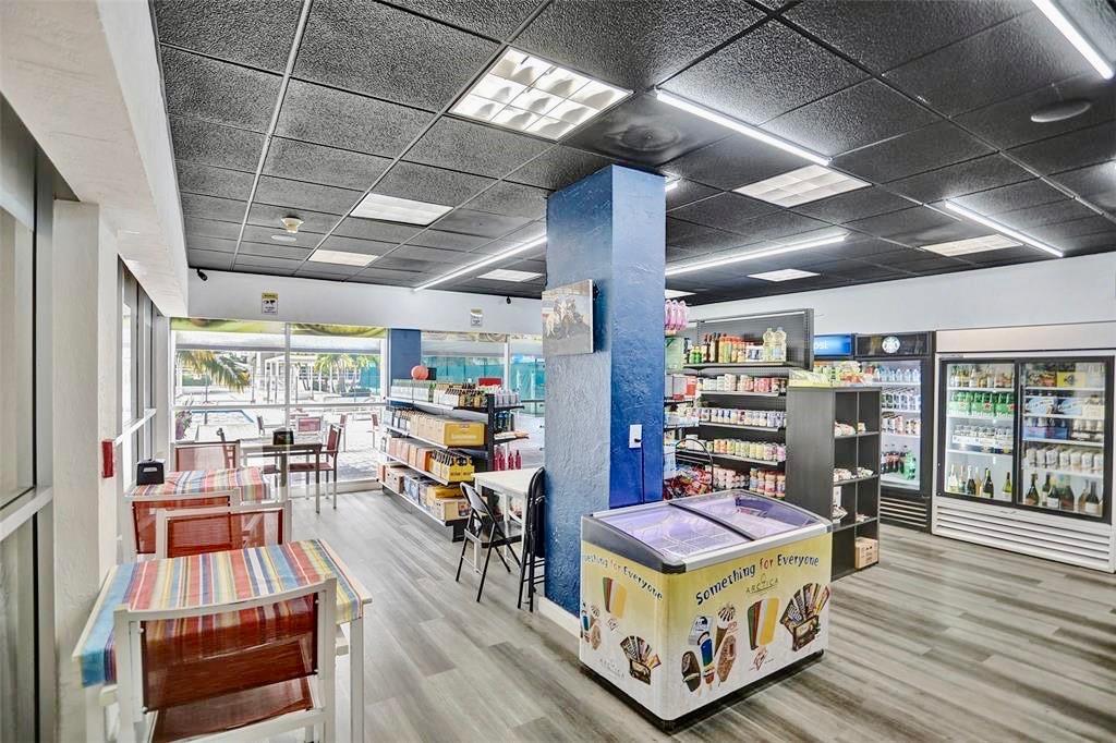 Del Prado - Residential