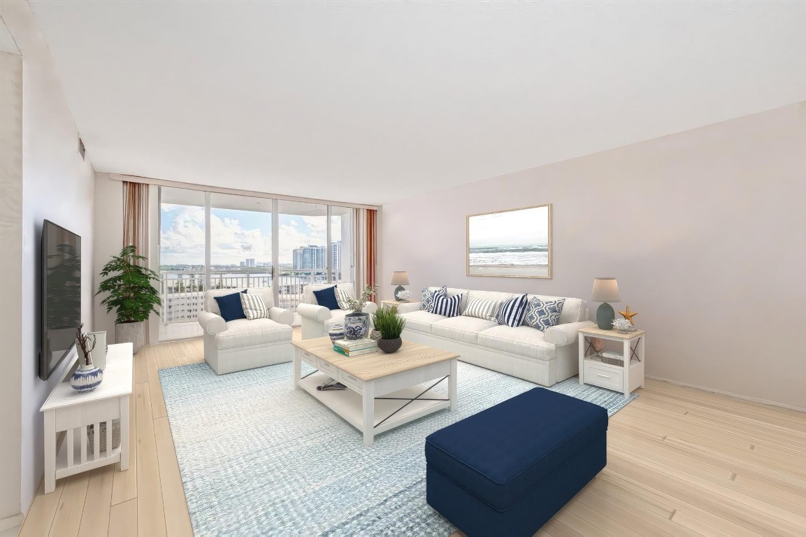 Del Prado - Residential