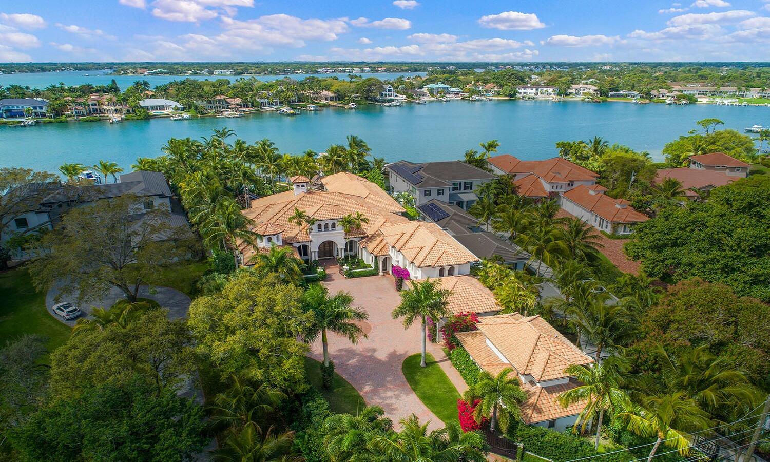 RIVERSIDE ON THE LOXAHATCHEE - Residential
