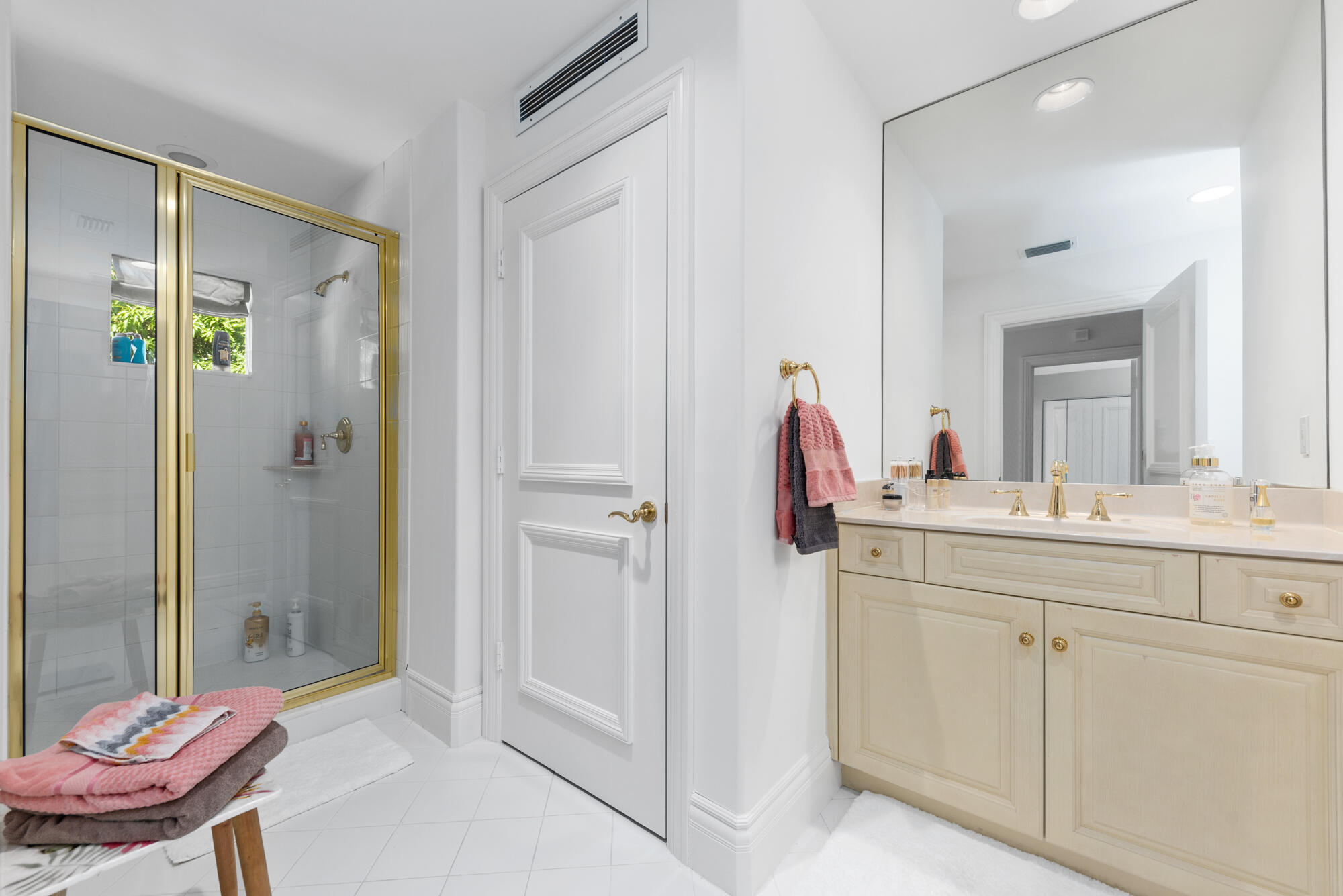 RIVERSIDE ON THE LOXAHATCHEE - Residential