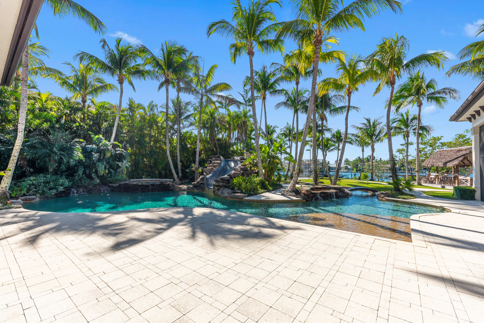 RIVERSIDE ON THE LOXAHATCHEE - Residential
