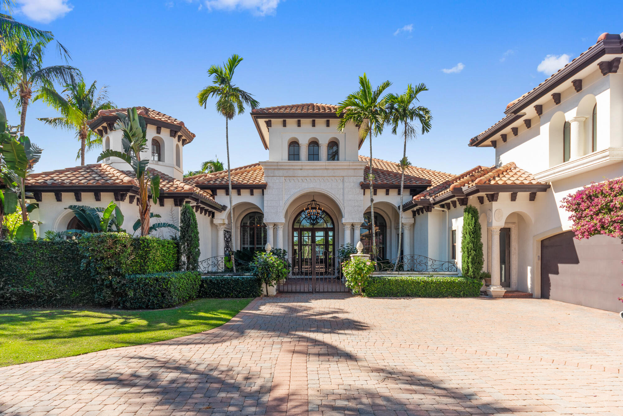 RIVERSIDE ON THE LOXAHATCHEE - Residential
