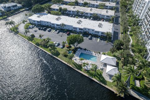 Condominium in Fort Lauderdale FL 6515 Bay Club Dr Dr 30.jpg