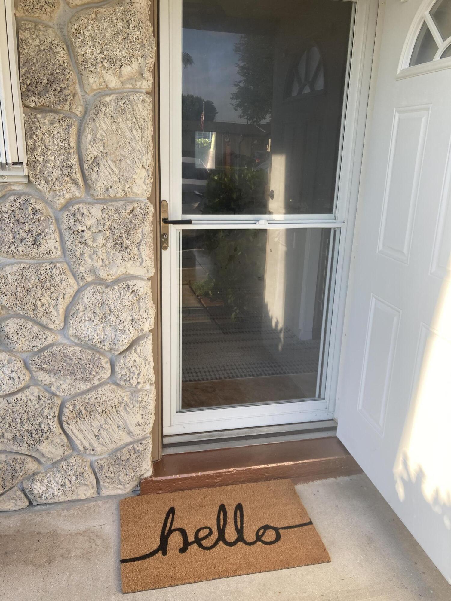 CRESTHAVEN VILLAS 3 CONDO - Residential