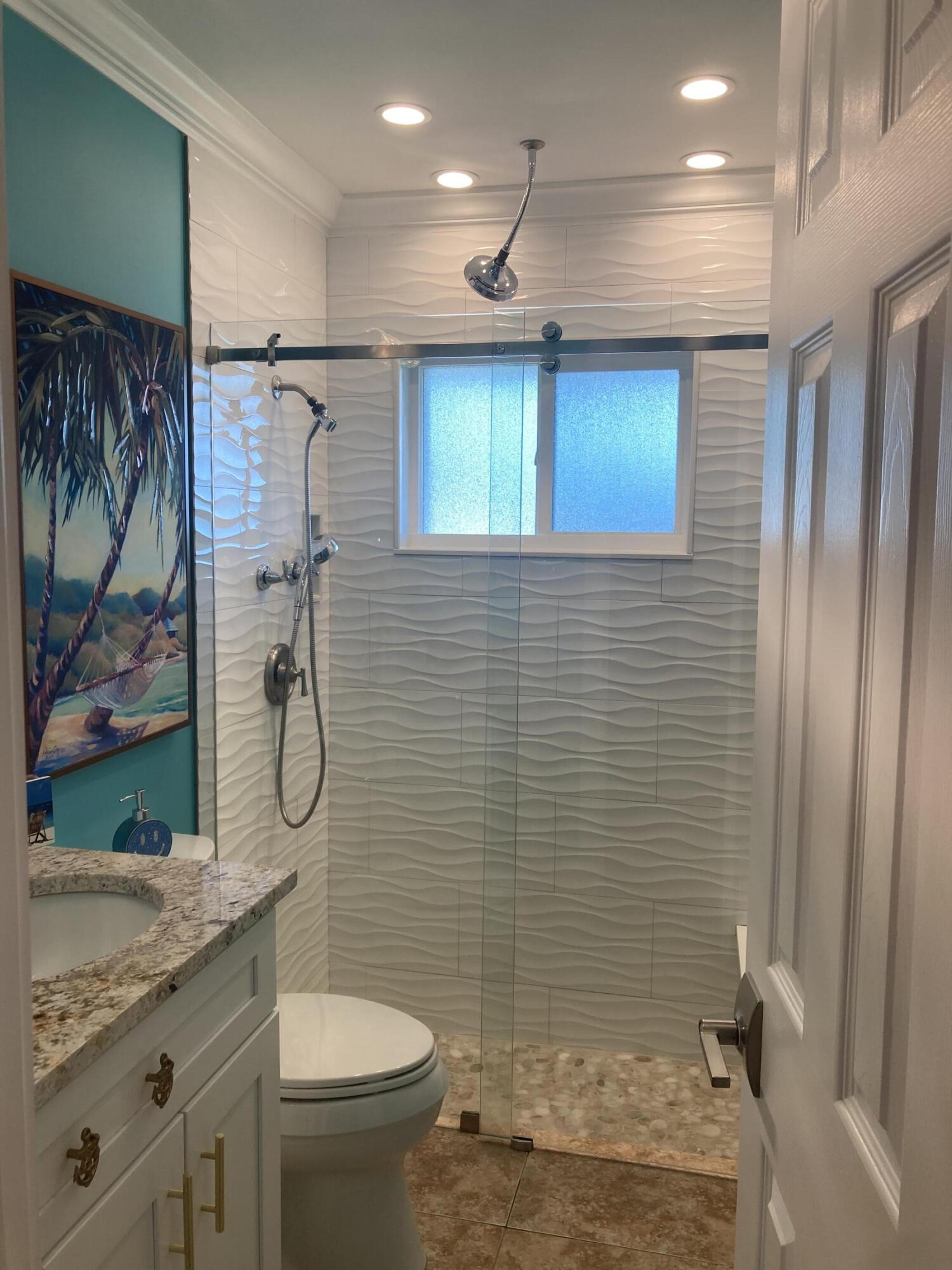 CRESTHAVEN VILLAS 3 CONDO - Residential