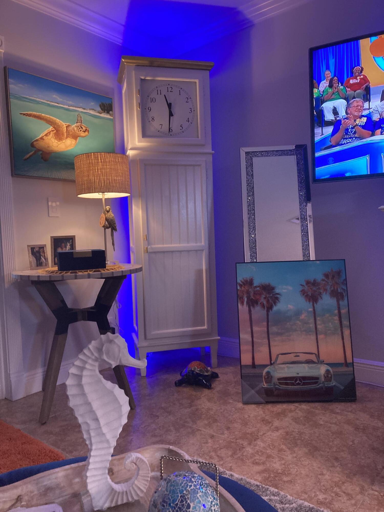 CRESTHAVEN VILLAS 3 CONDO - Residential