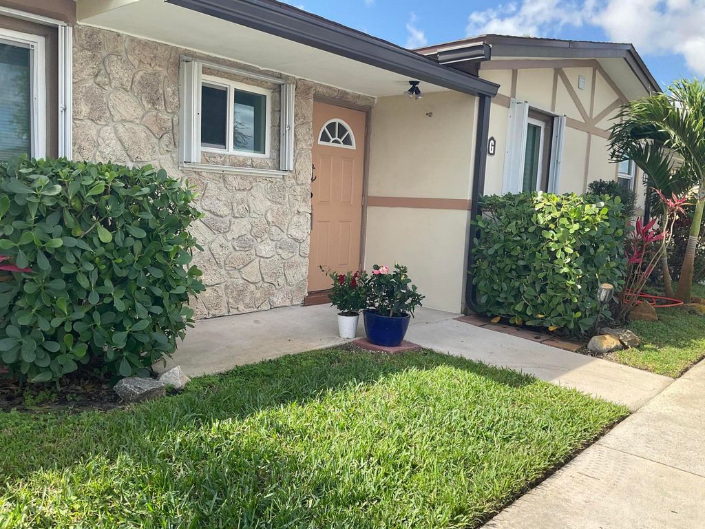 Photo of 2847 Ashley Drive W #G, West Palm Beach, FL 33415 (MLS # B26004863)
