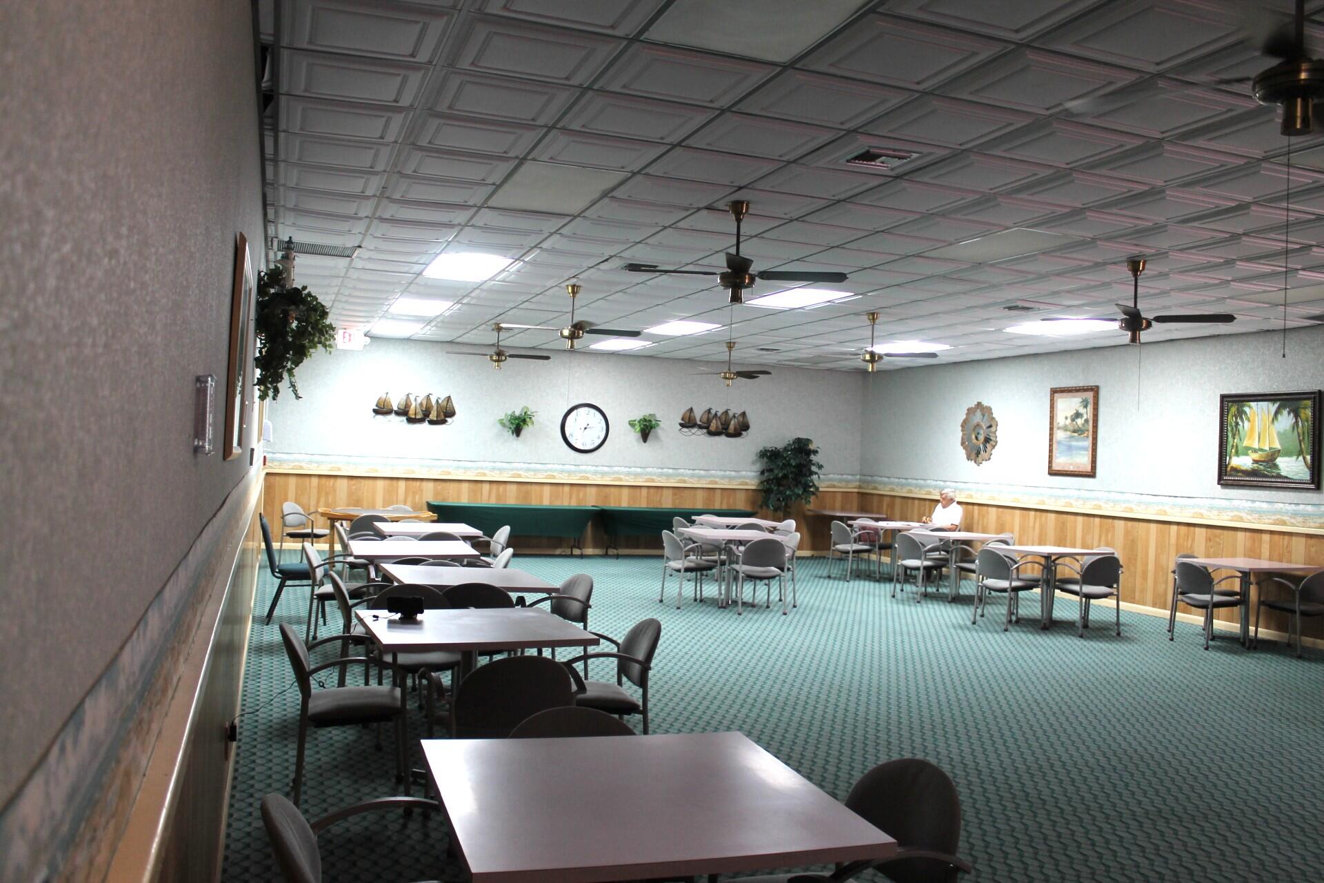 COLONY POINT 3 CONDO - Residential