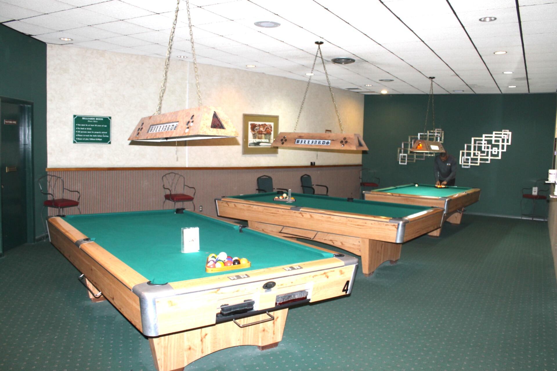 COLONY POINT 3 CONDO - Residential