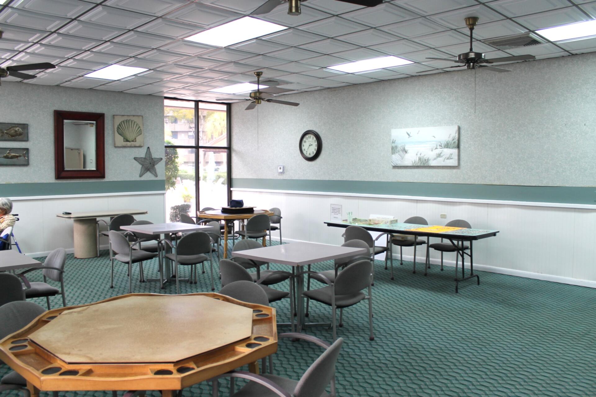 COLONY POINT 3 CONDO - Residential