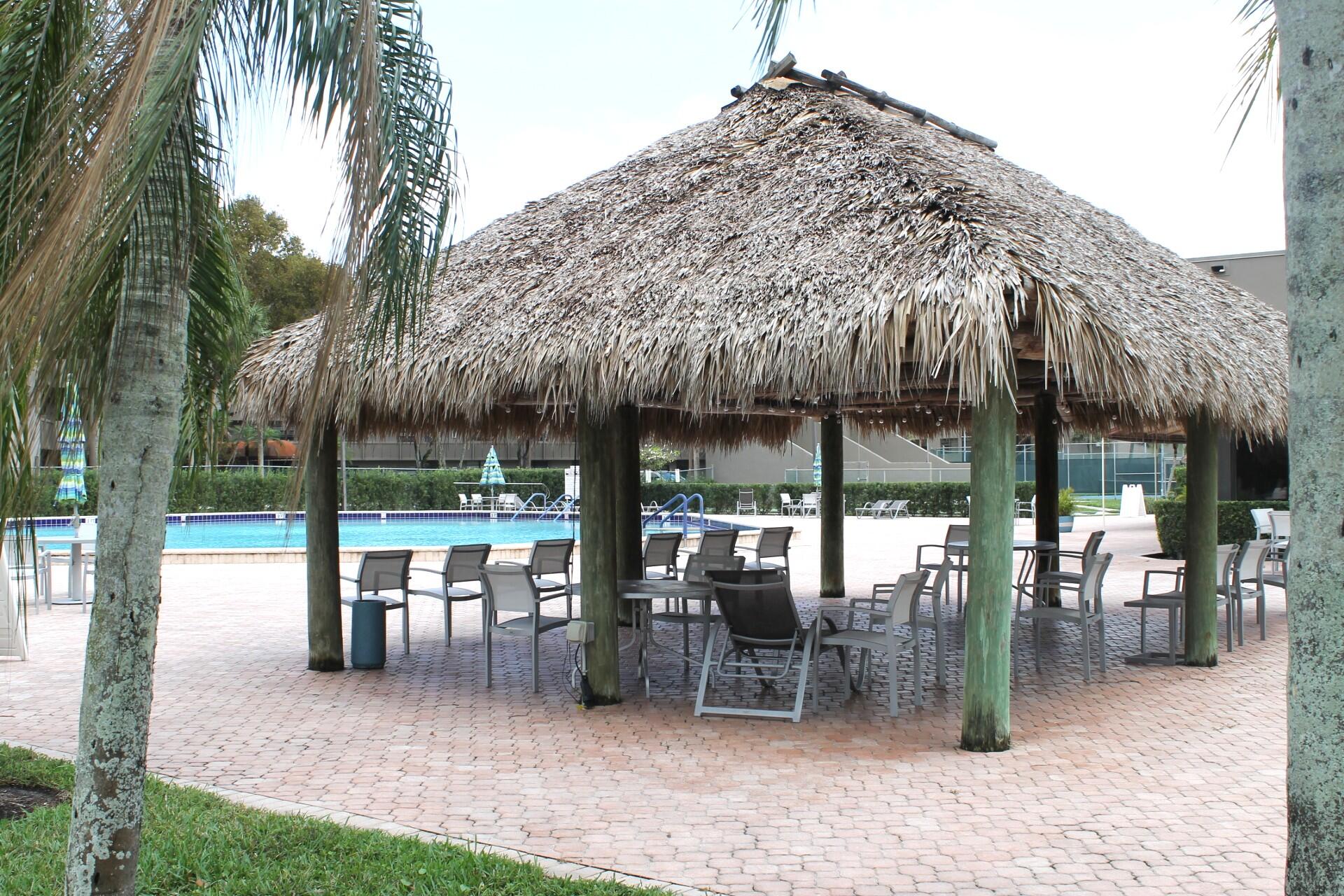 COLONY POINT 3 CONDO - Residential