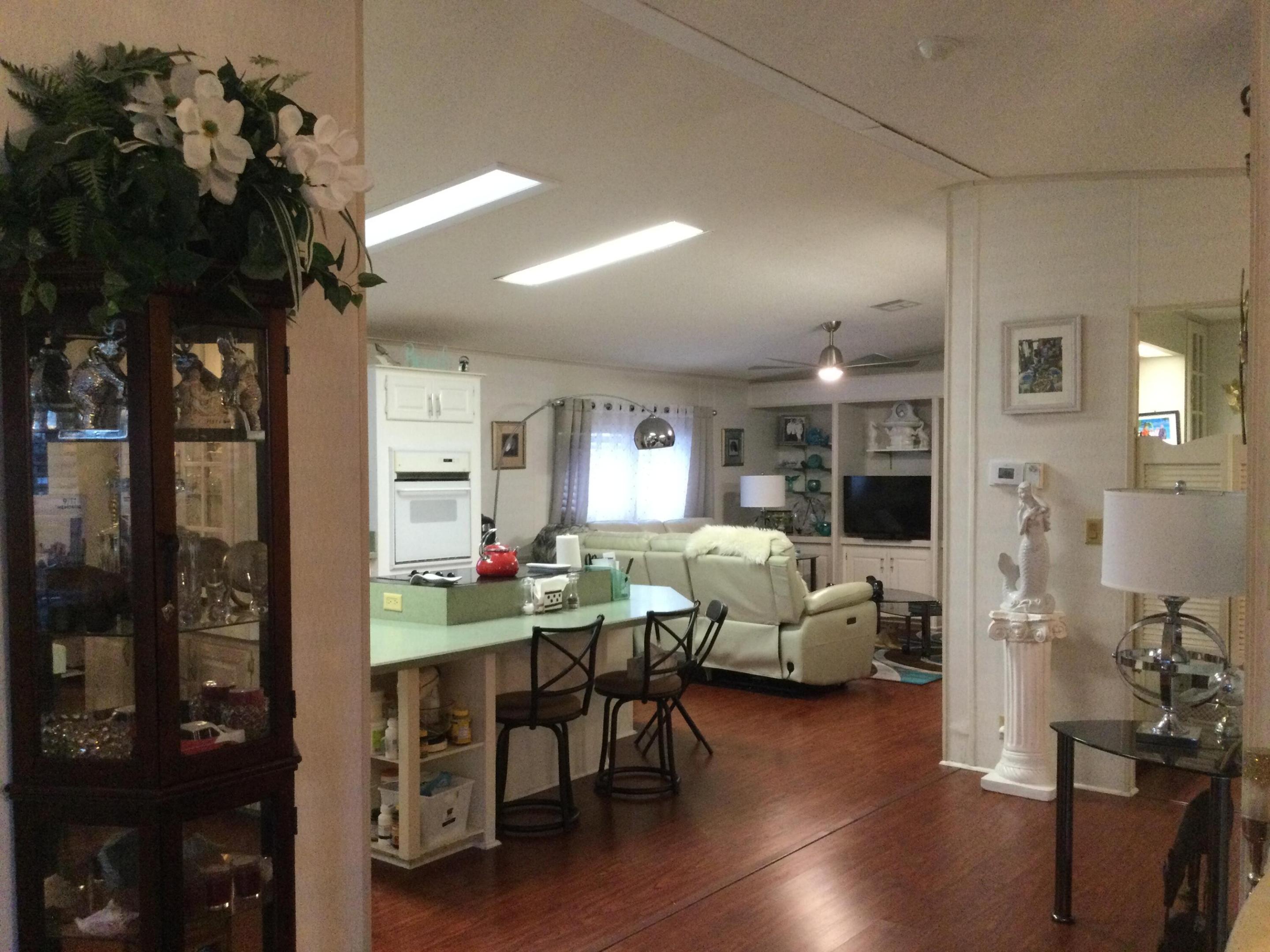 SPANISH LAKES LEASEHOLD ESTATES - Residential