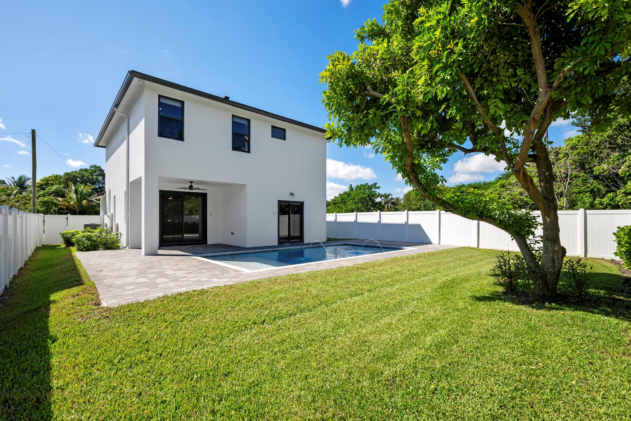 SOUTHRIDGE - Residential Lease