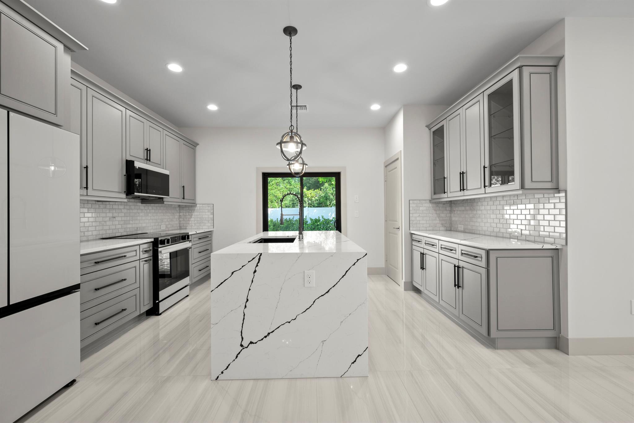 SOUTHRIDGE - Residential Lease