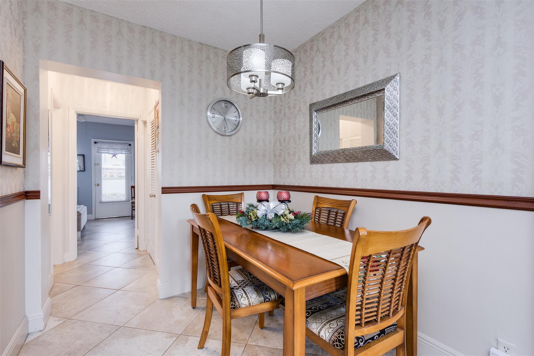 ROLEN LAKE - Residential