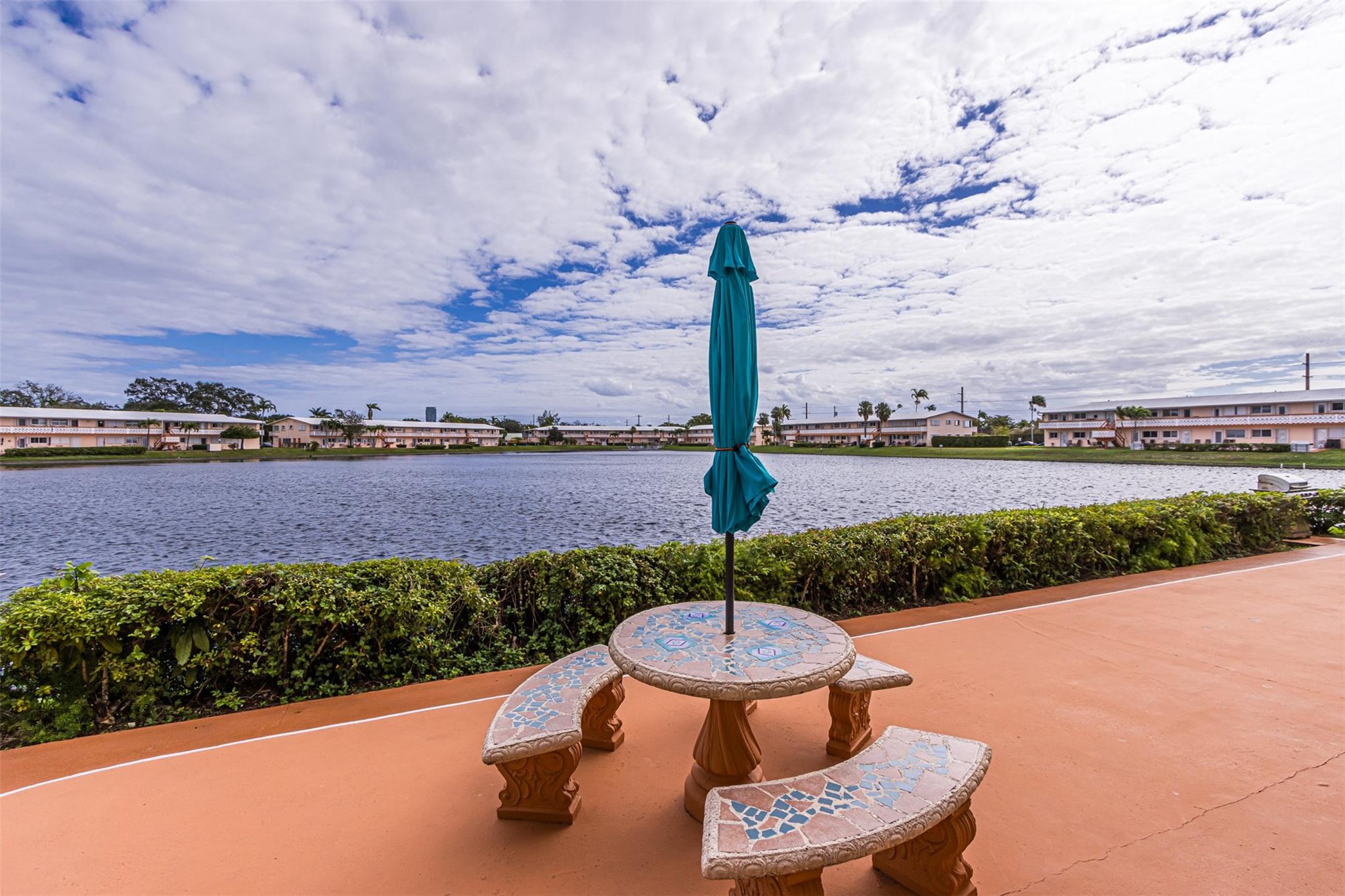 ROLEN LAKE - Residential