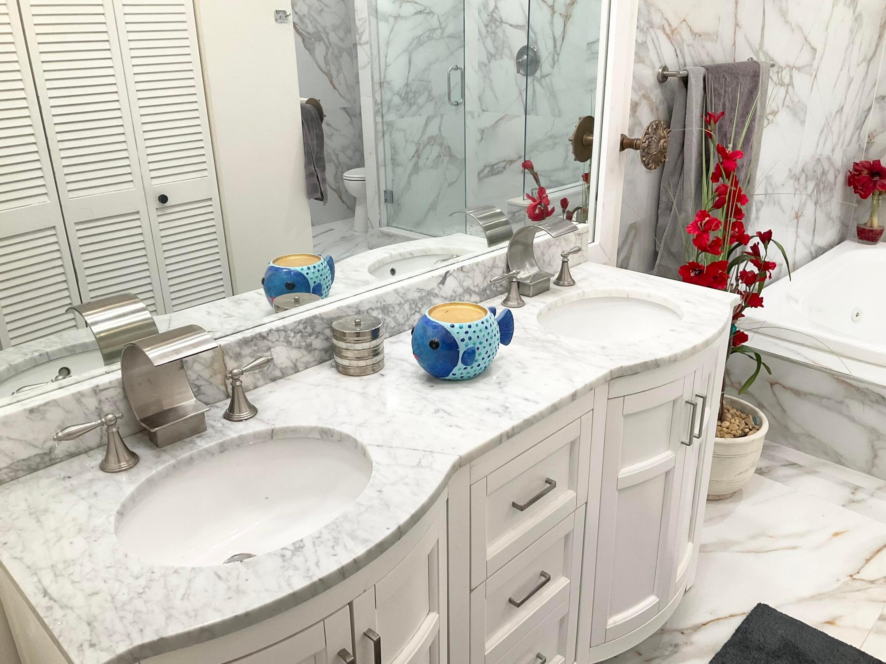 OAK WOOD - Residential