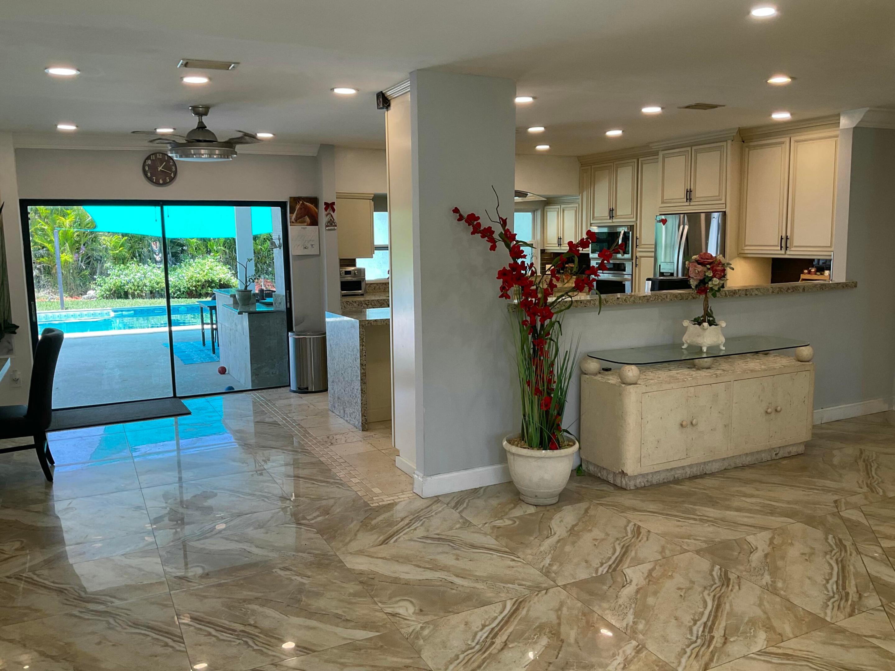 OAK WOOD - Residential