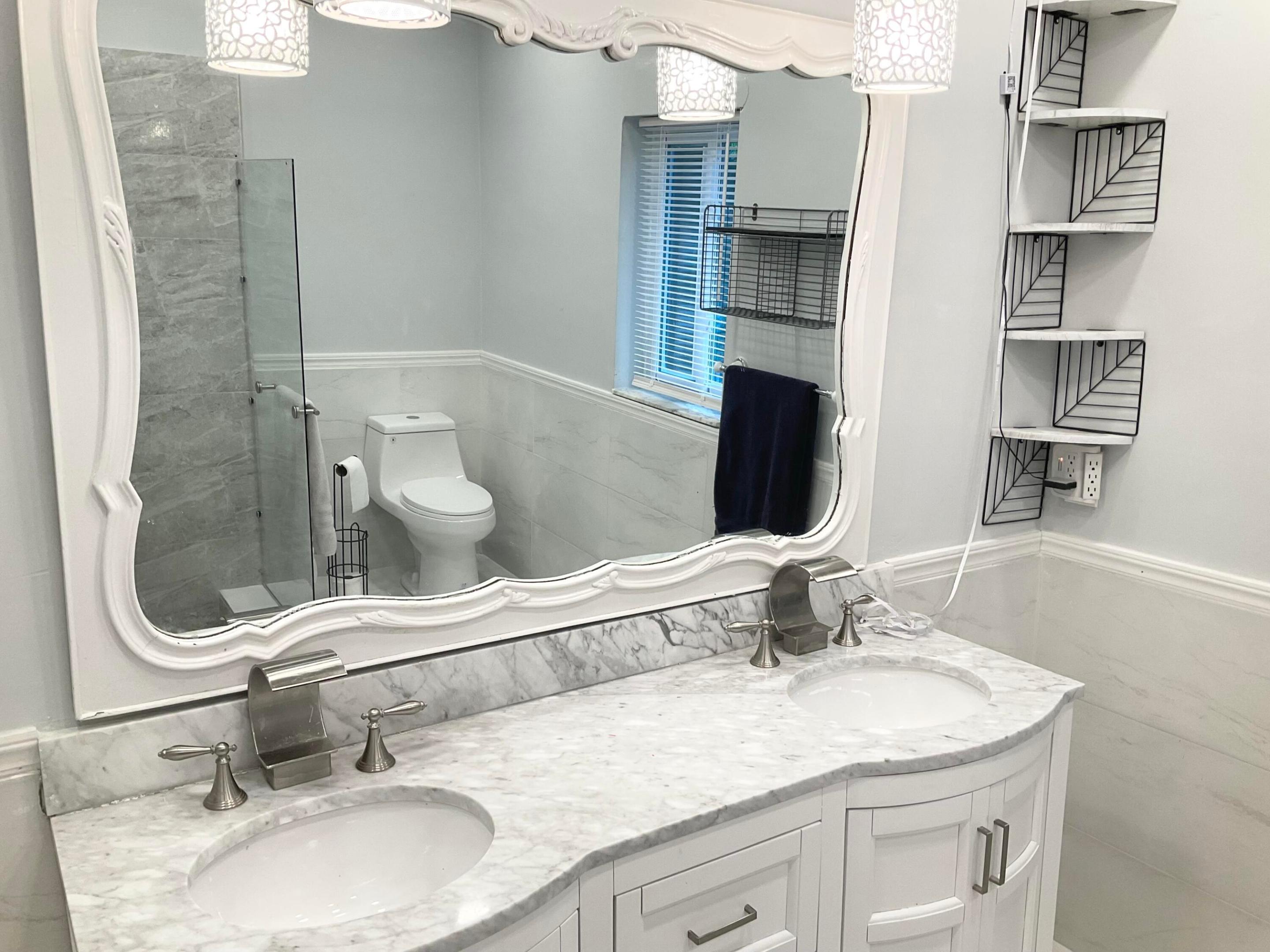 OAK WOOD - Residential