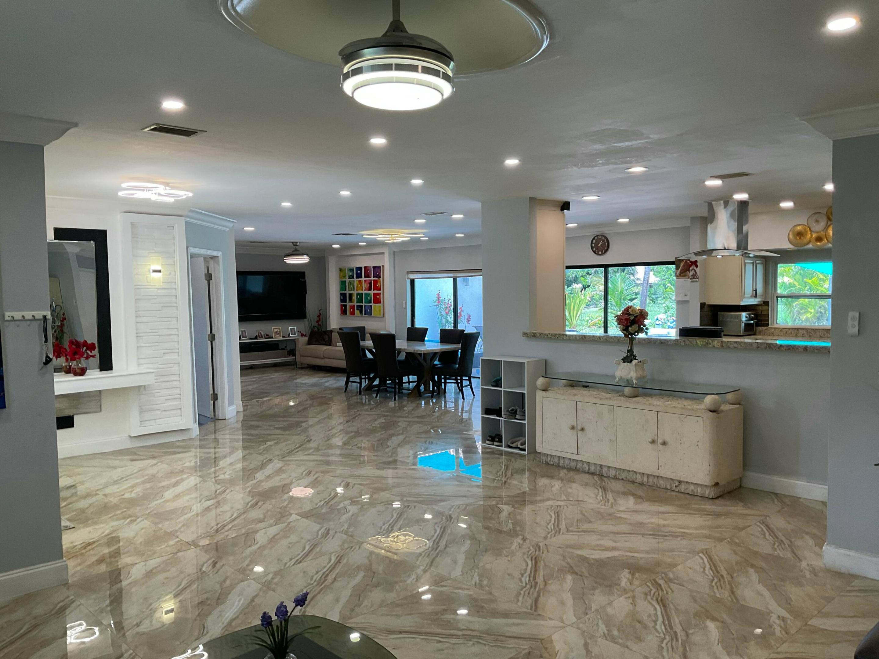 OAK WOOD - Residential