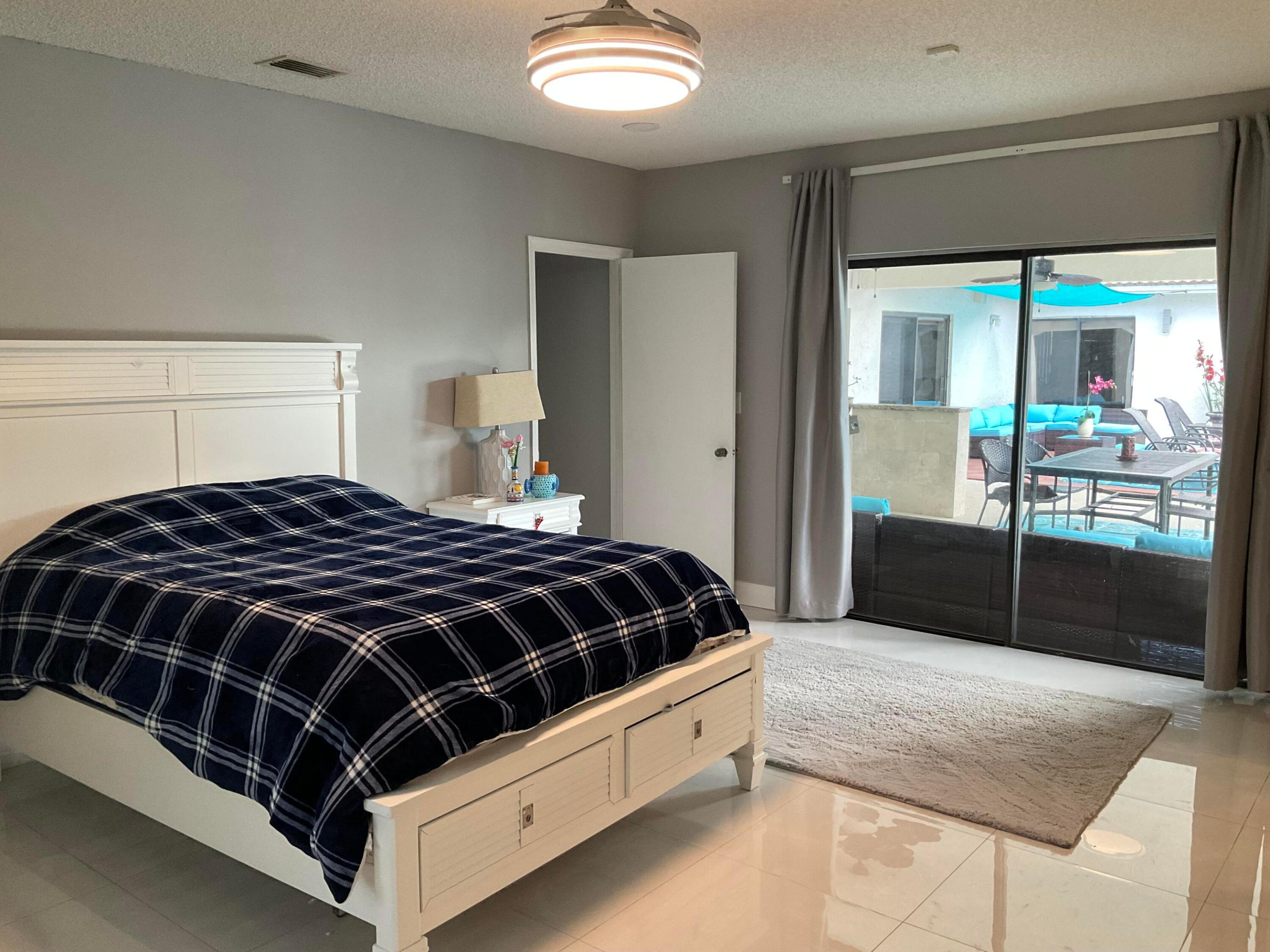 OAK WOOD - Residential