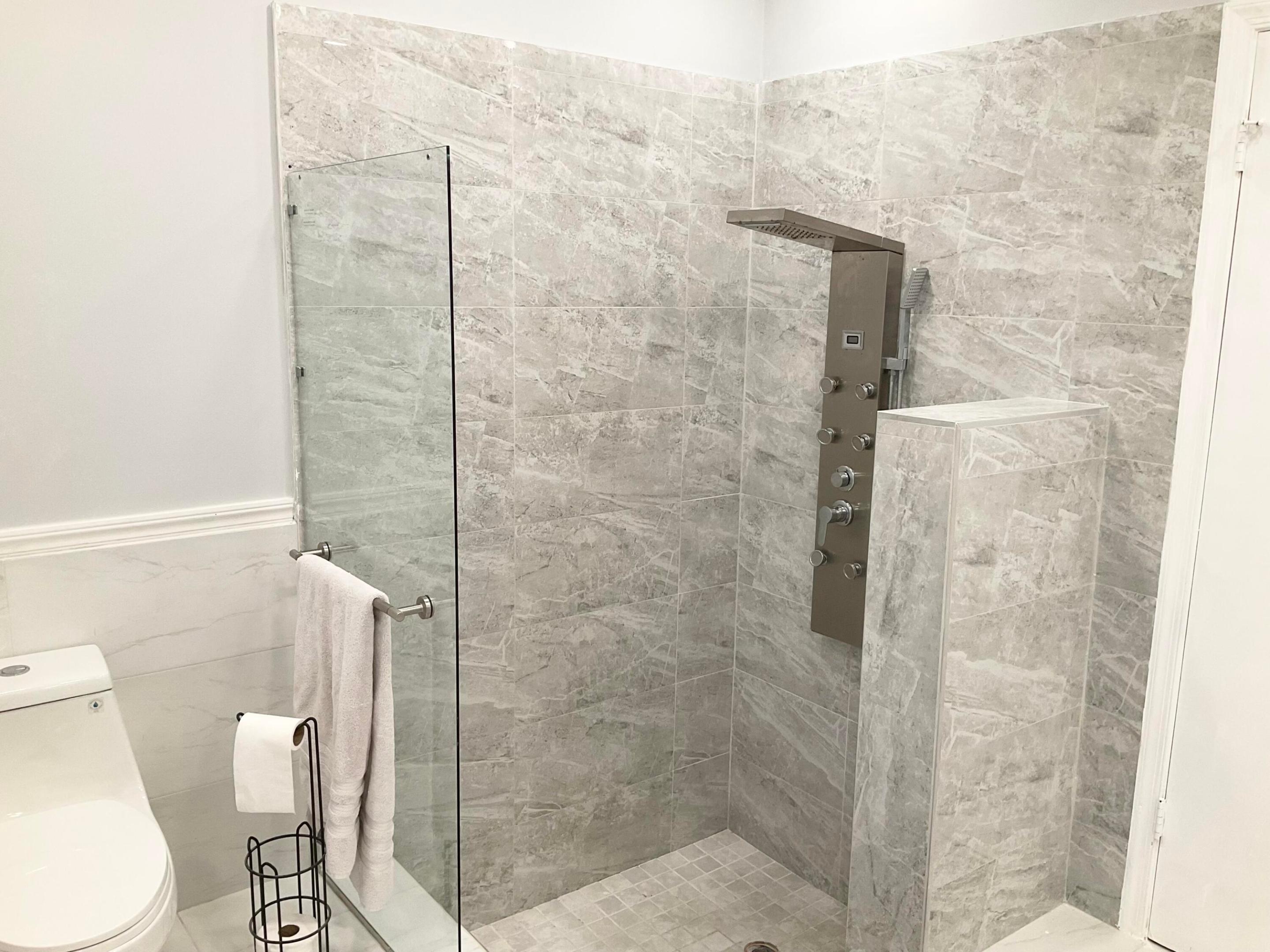 OAK WOOD - Residential