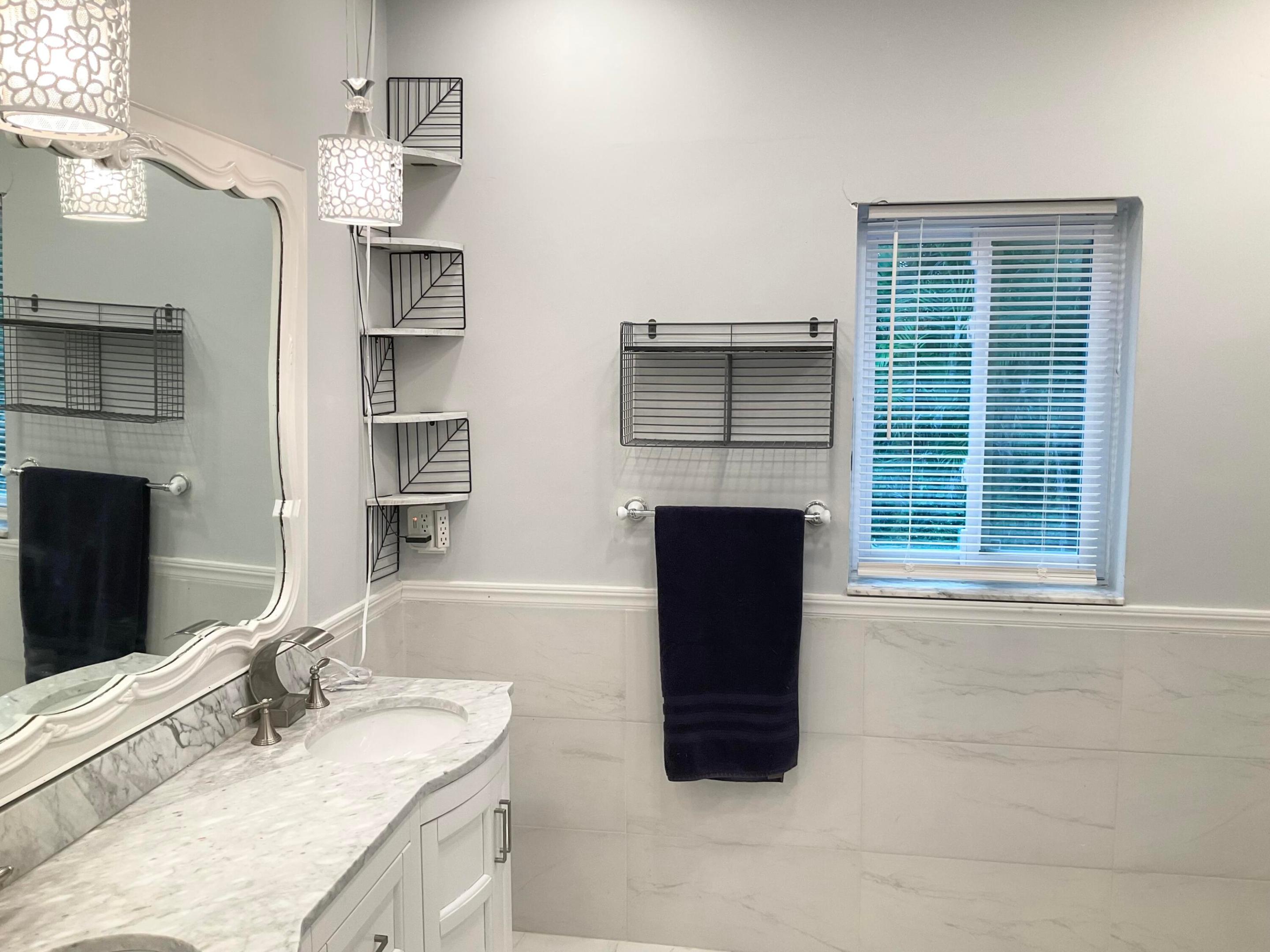 OAK WOOD - Residential