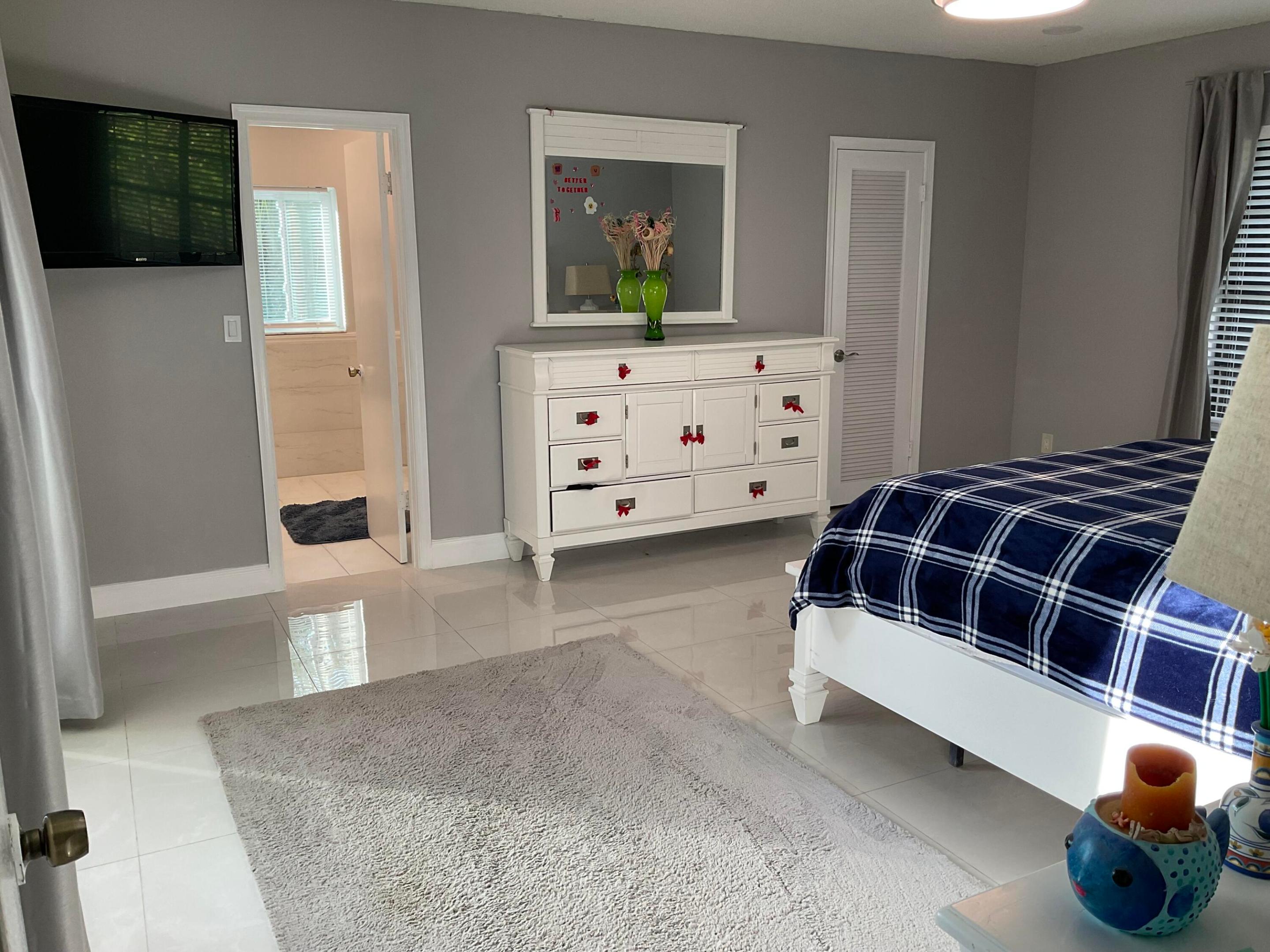 OAK WOOD - Residential