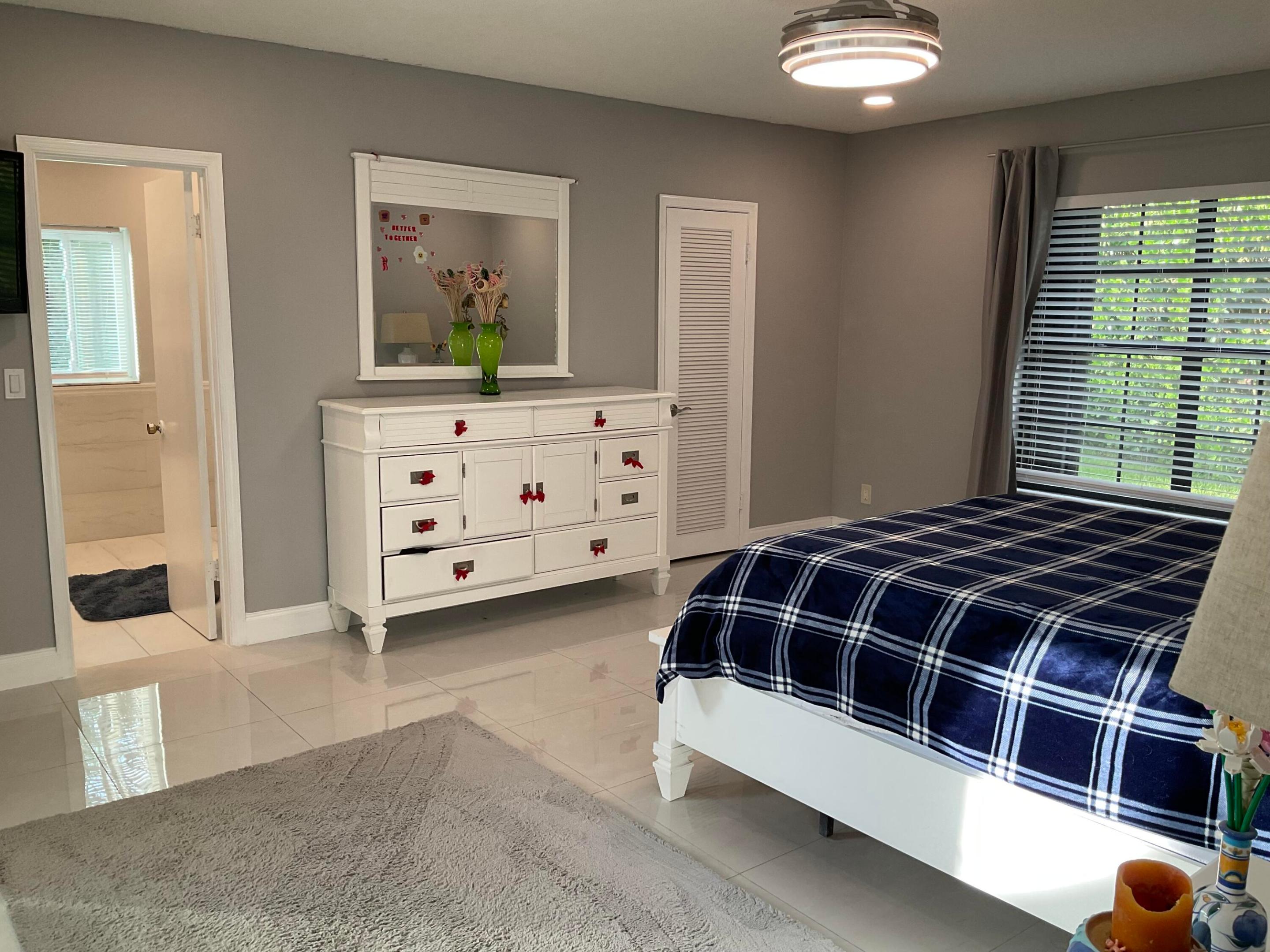 OAK WOOD - Residential