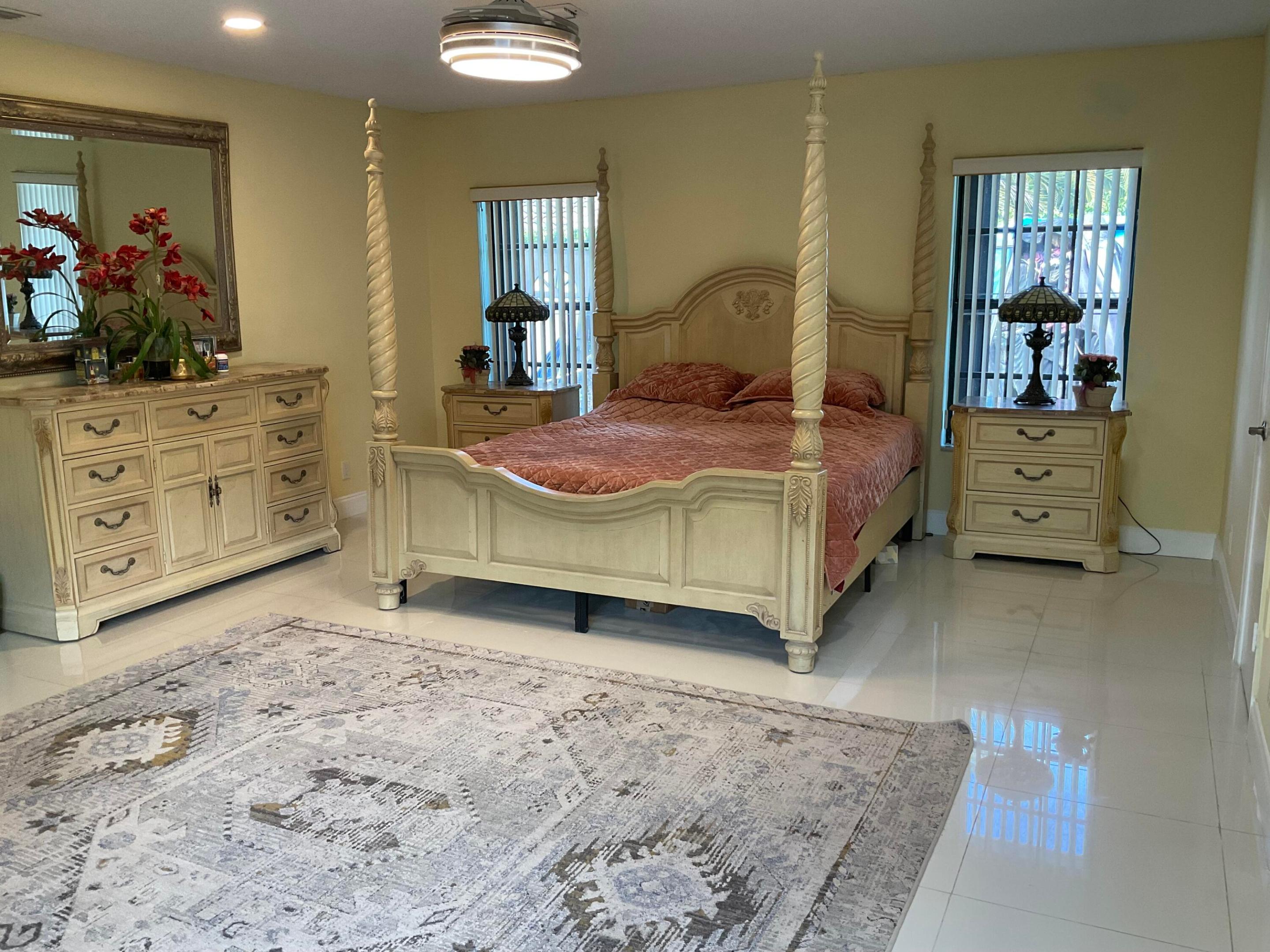 OAK WOOD - Residential