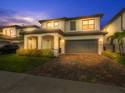 Featured picture for the property R10794255