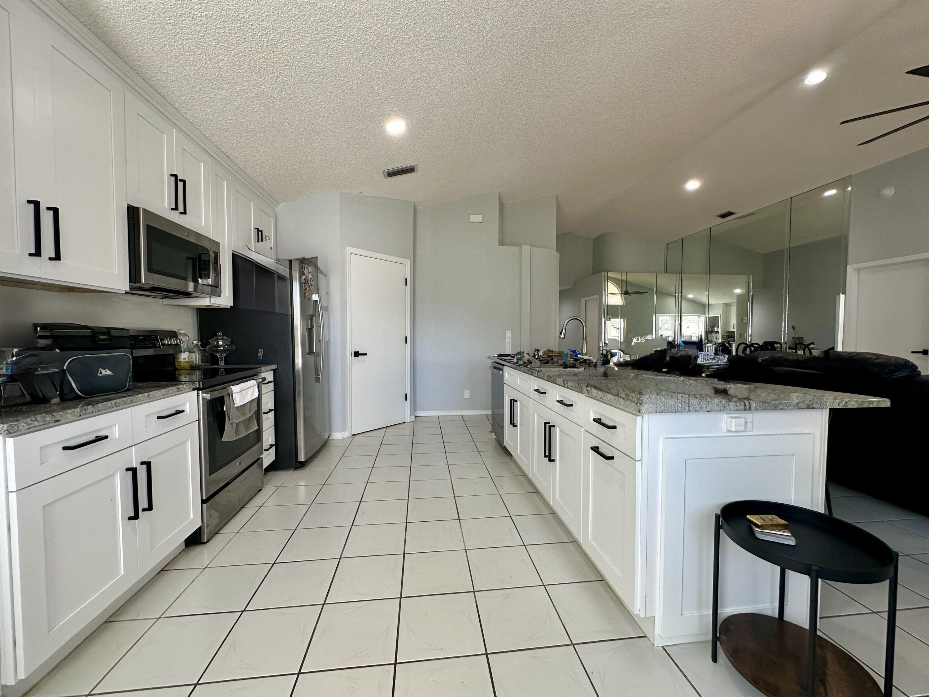 RIVER BRIDGE 2 - Residential