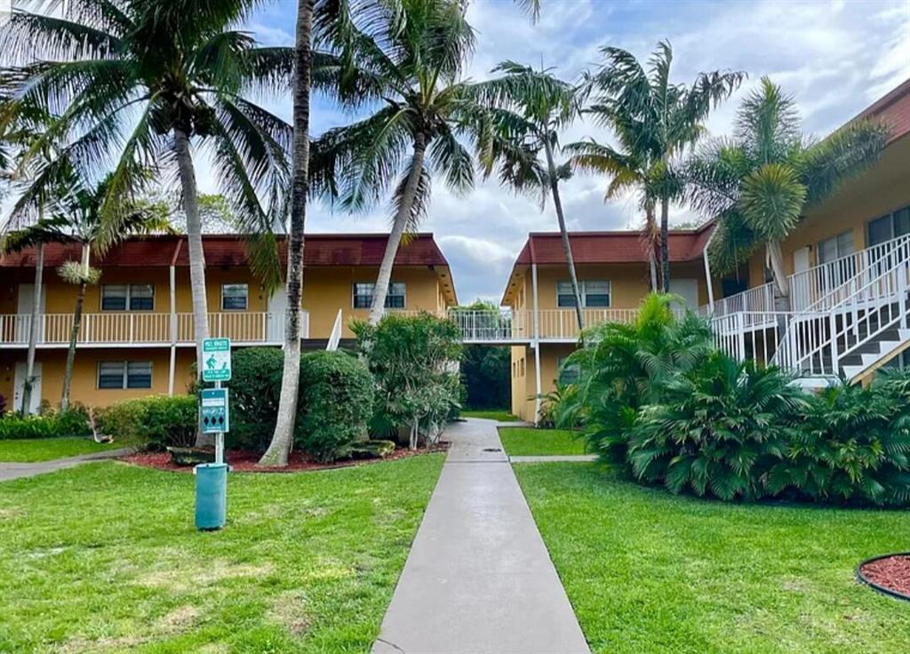 Move in ready updated and bright condo apartment, with LARGE 1 bedroom/1bath near the intracoastal, and close to highways in Lantana. Unit has been updated with NEW Samsung appliances in the kitchen, renovated bathroom, and washer/dryer combo! The unit has impact windows and ample storage space. Very close parks, stores, and beaches. Water and trash are included in the rent, and 1 small dog allowed.